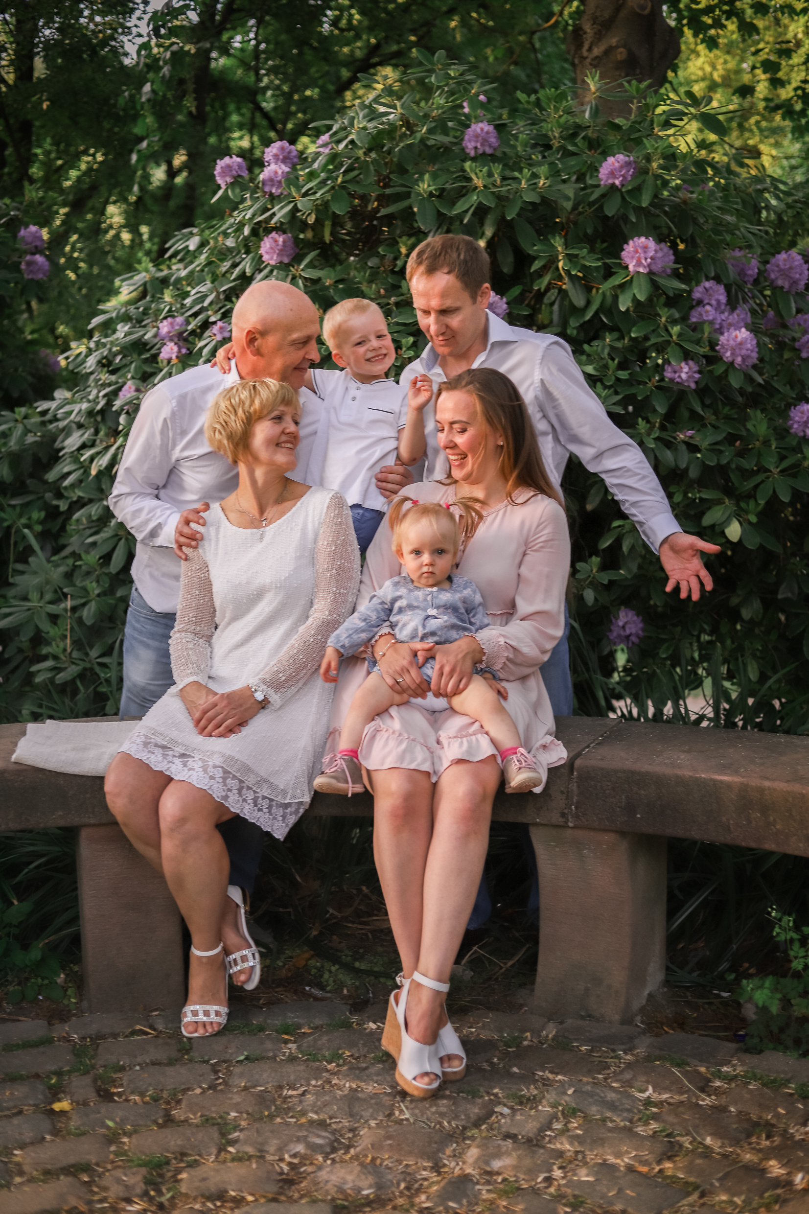 Familienfotoshooting Seepark. Fotograf in Freiburg, Meerim Kaufmann