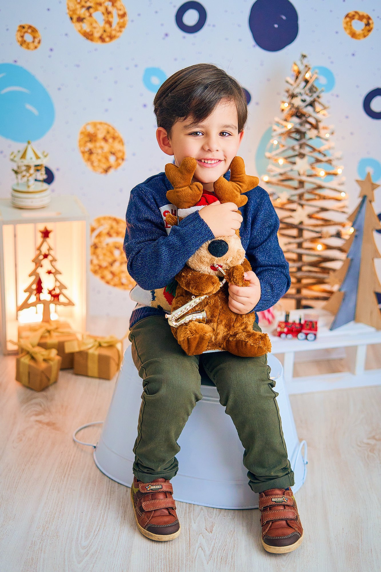 Sesión de fotos Navidad Tenerife. Fotógrafos en Tenerife dedicados a la fotografía de bebes, niños y familia