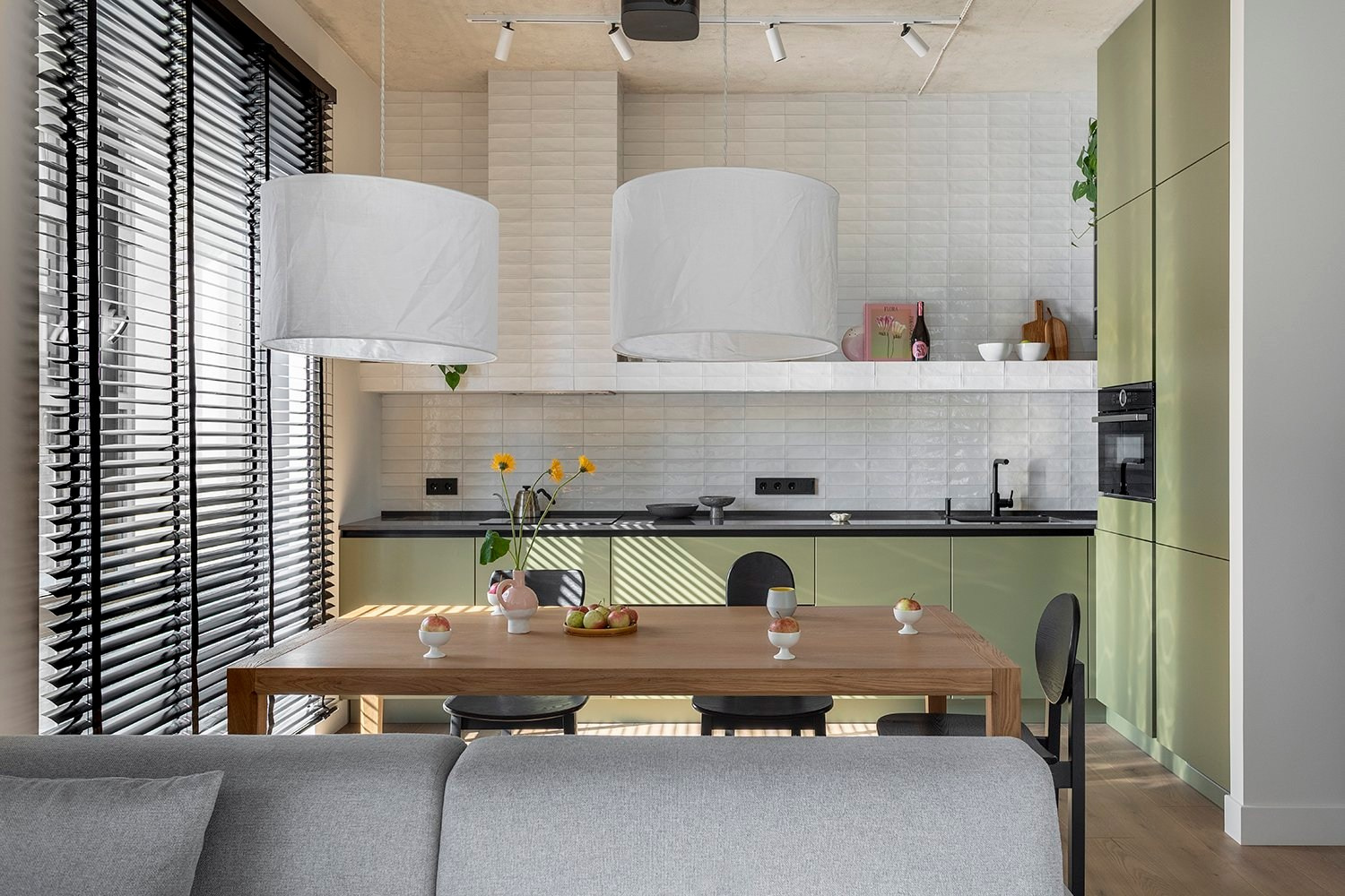 Apartment in the NOW residential area, Moscow. ReefCeramics, based in Nicosia, is a creative hub where handcrafted ce