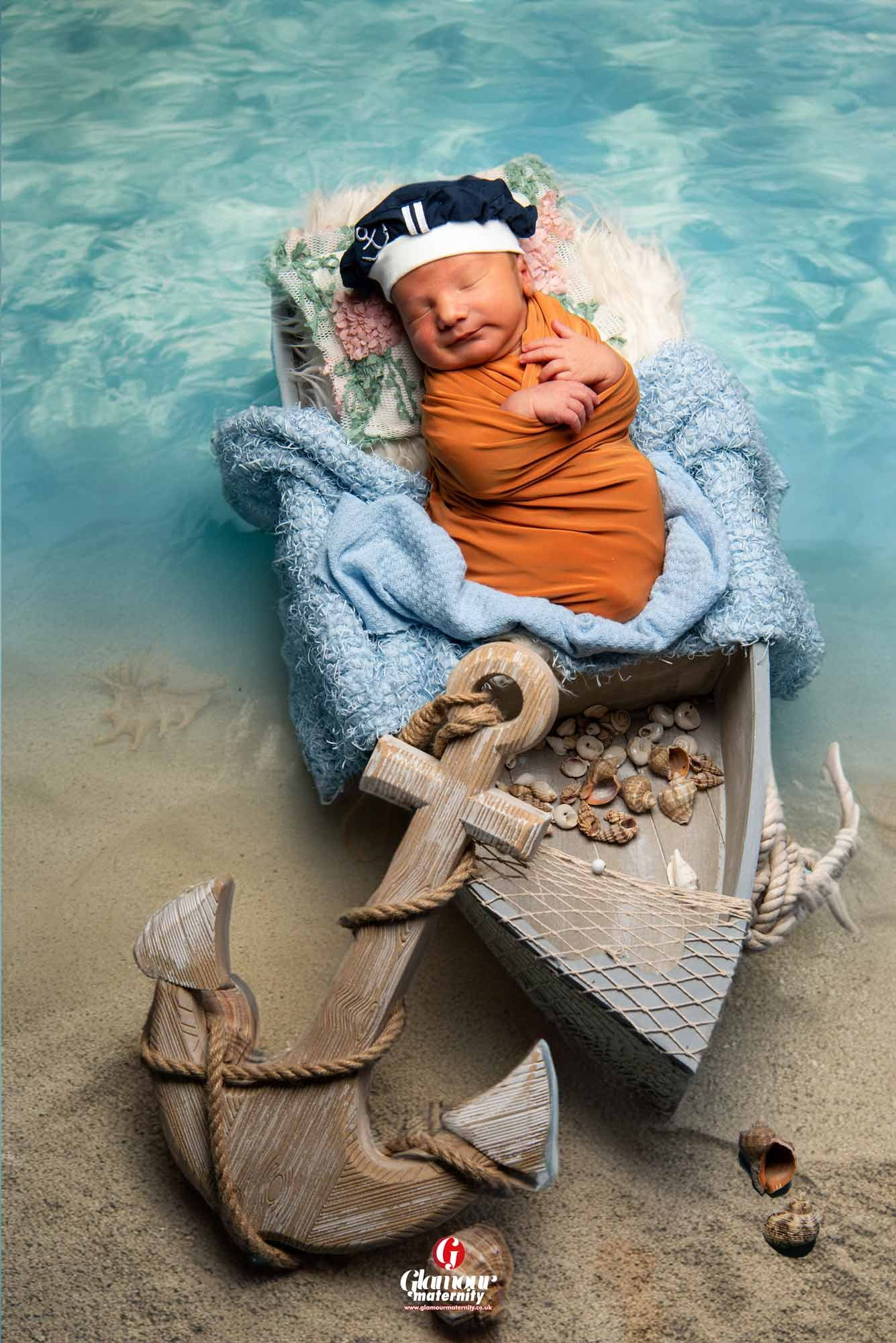 Newborn. Maternity, newborn and family photographer in London United Kingdom