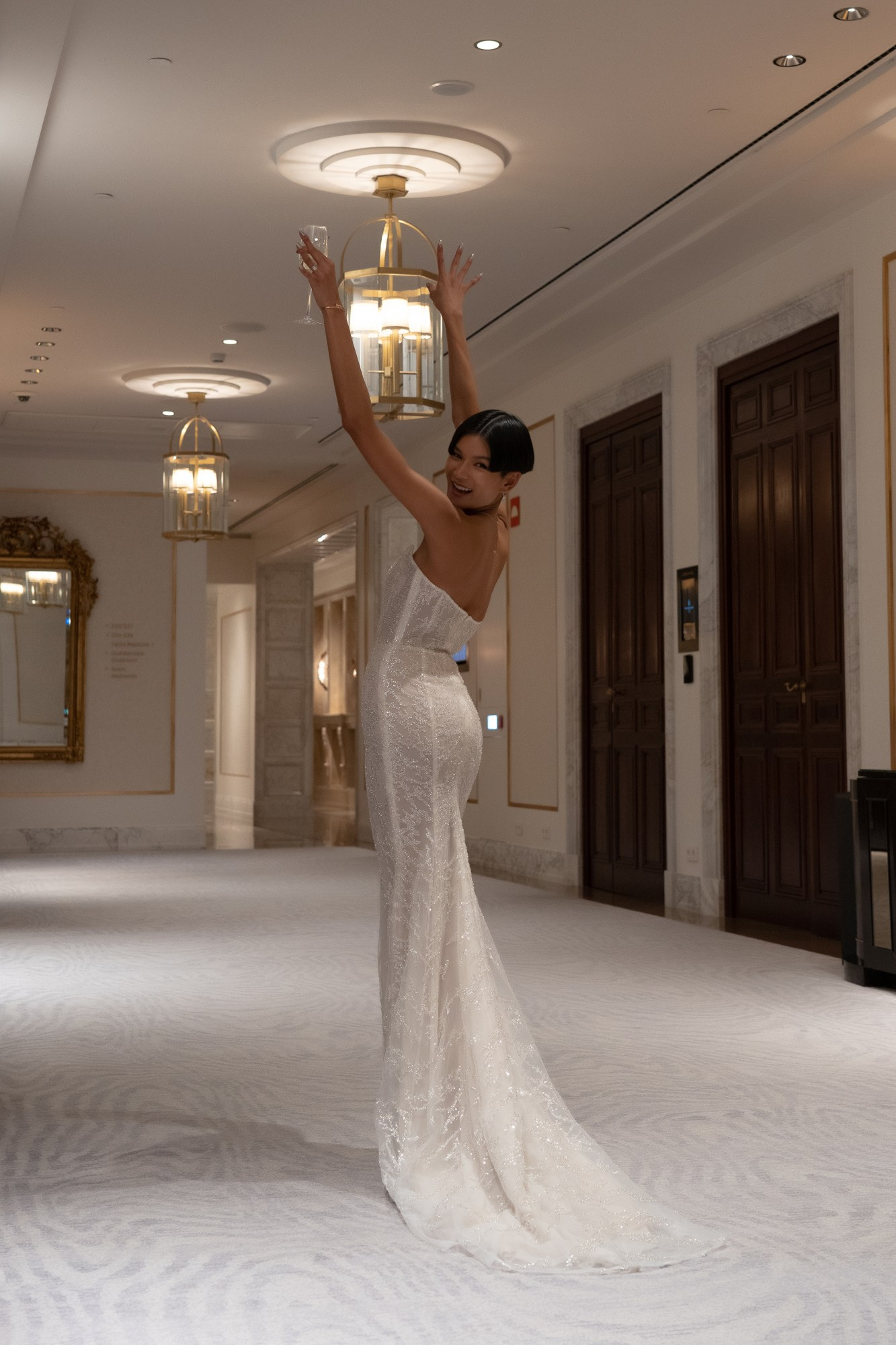 Wedding in famous Four Seasons Hotel, Madrid. Wedding photographer videographer Spain