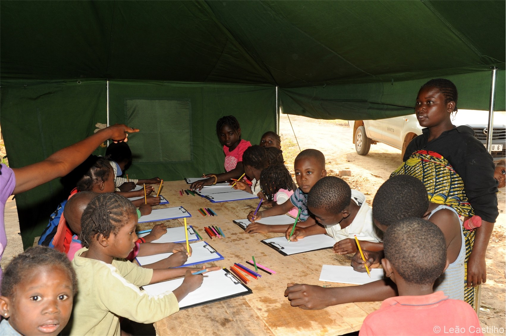 Photos of volunteer work in Congo. Simbahalu