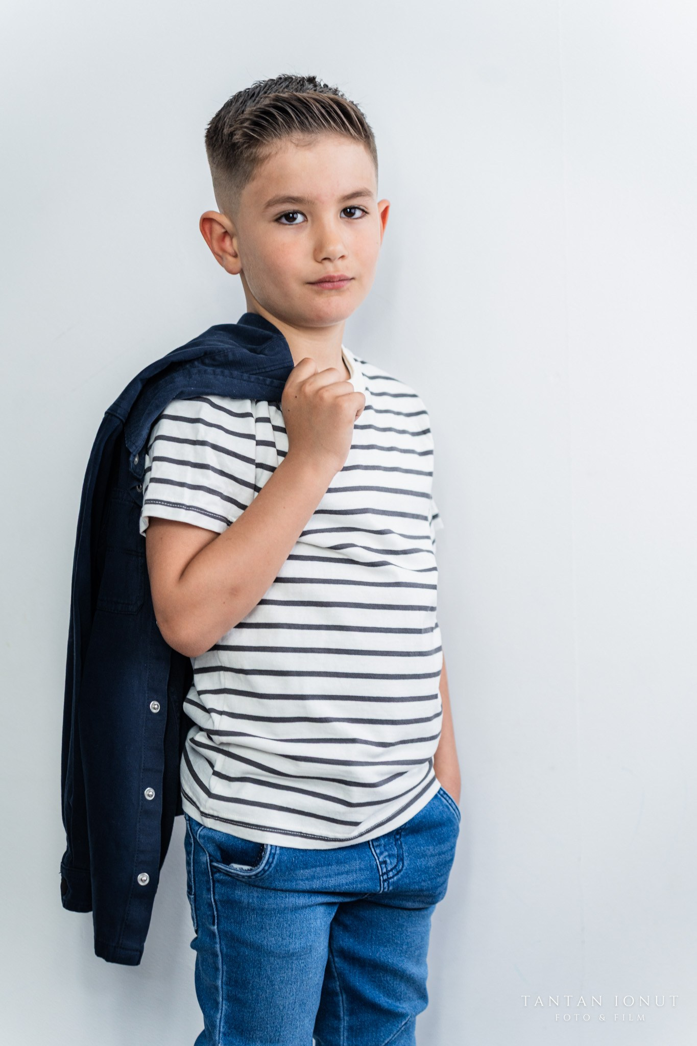 Sedinta foto cu doi copii in Anglia — momente pline de bucurie si emotie. TANTAN IONUT FOTO & FILM