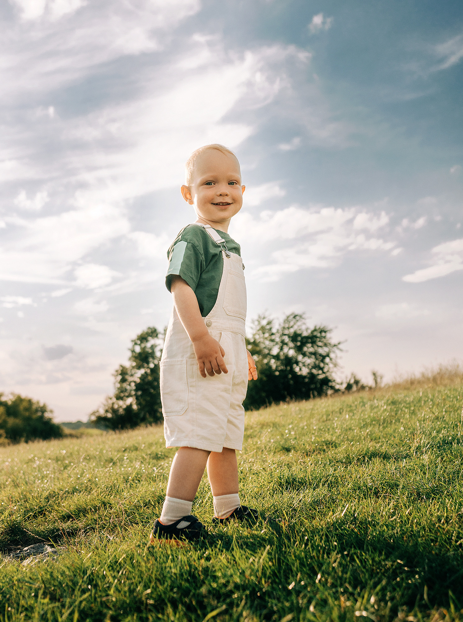 Таня, Андрей и Павел на вечерней прогулке. Rodinný a svatební fotograf v Praze