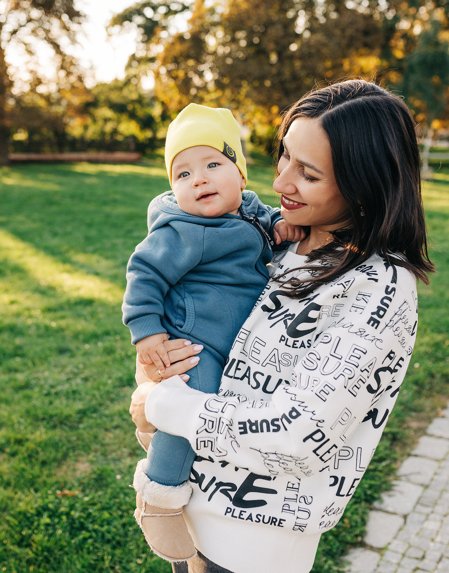 Семейная фотосессия в Праге. Вышеград. Семейный и свадебный фотограф в Праге Наталья Федори