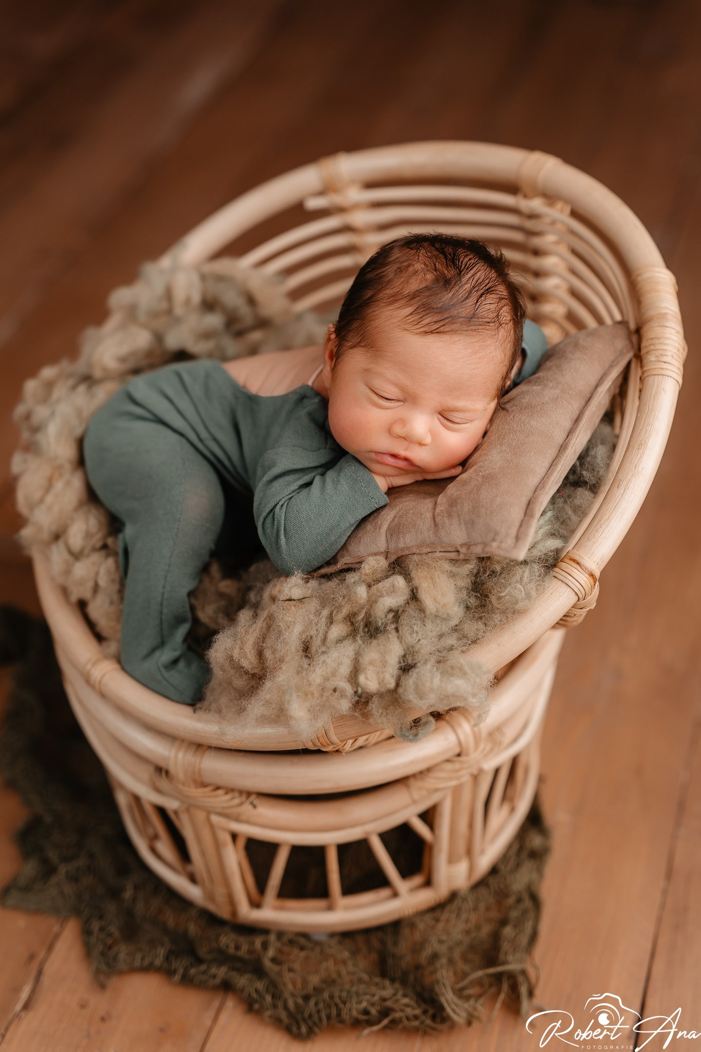 Bebeluși. Robert Blaj - Fotograf Nuntă Iași