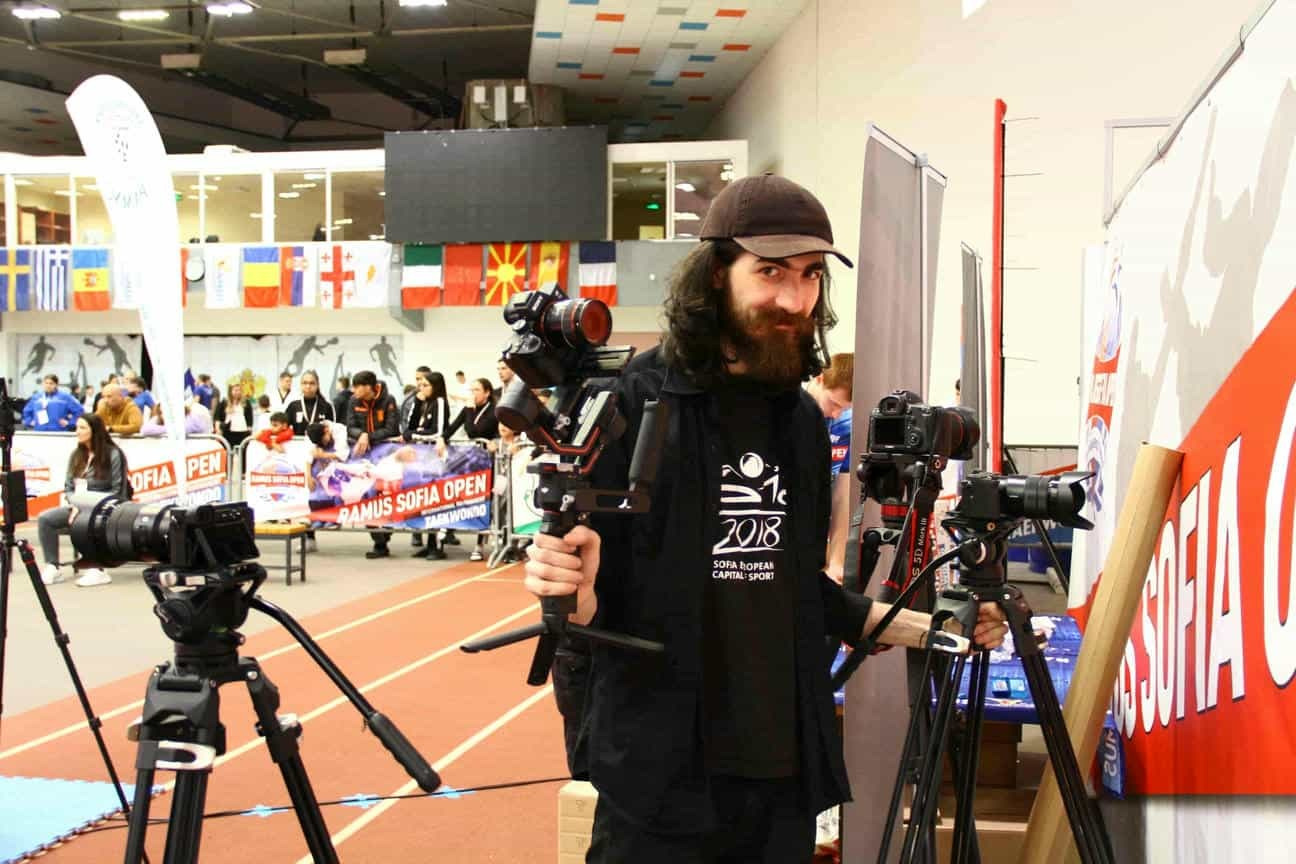 PhotoAdrenaline.com — СПОРТНА, РЕПОРТАЖНА и ПОРТРЕТНА Фотография