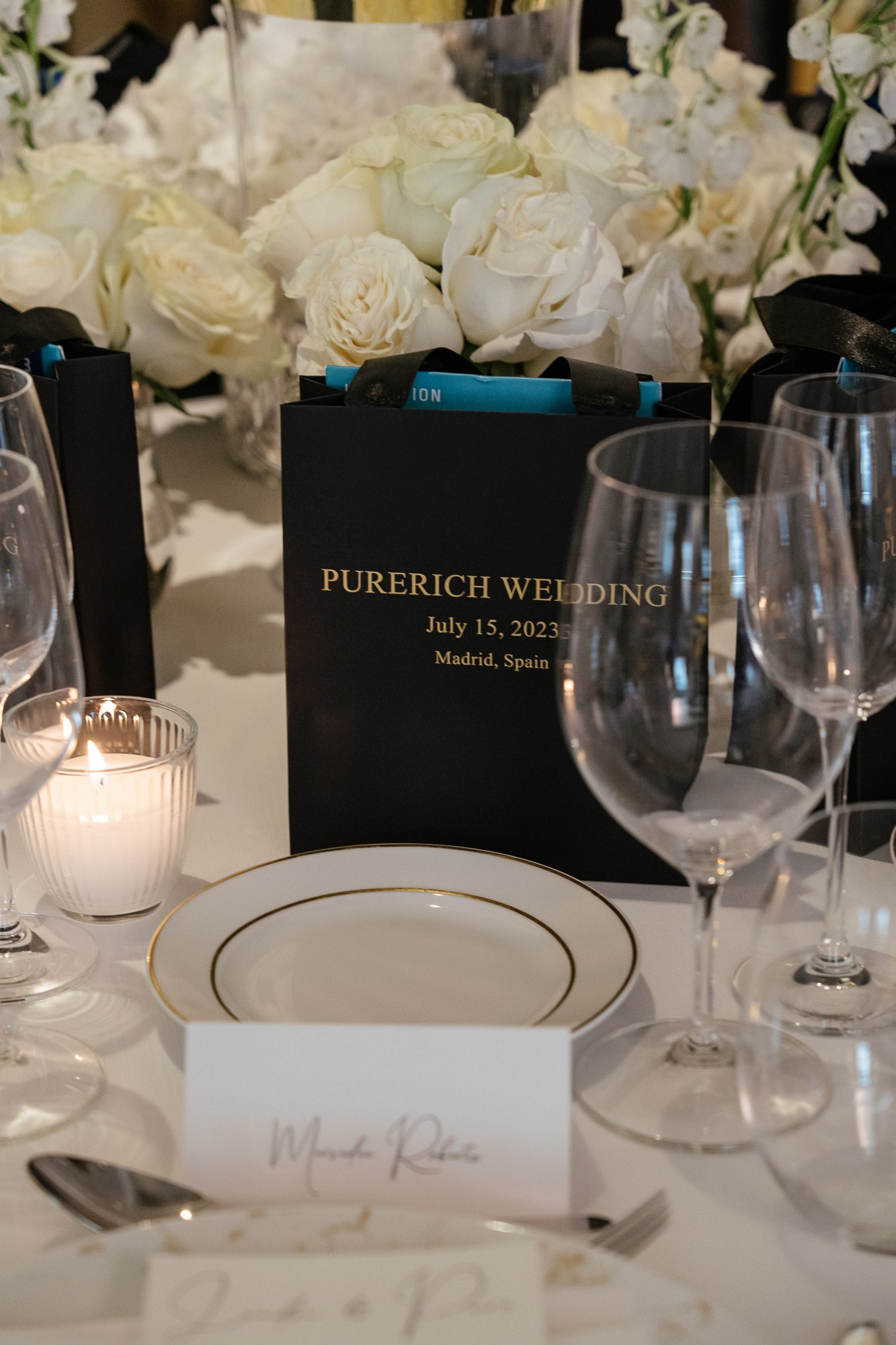 Wedding in famous Four Seasons Hotel, Madrid. Wedding photographer videographer Spain