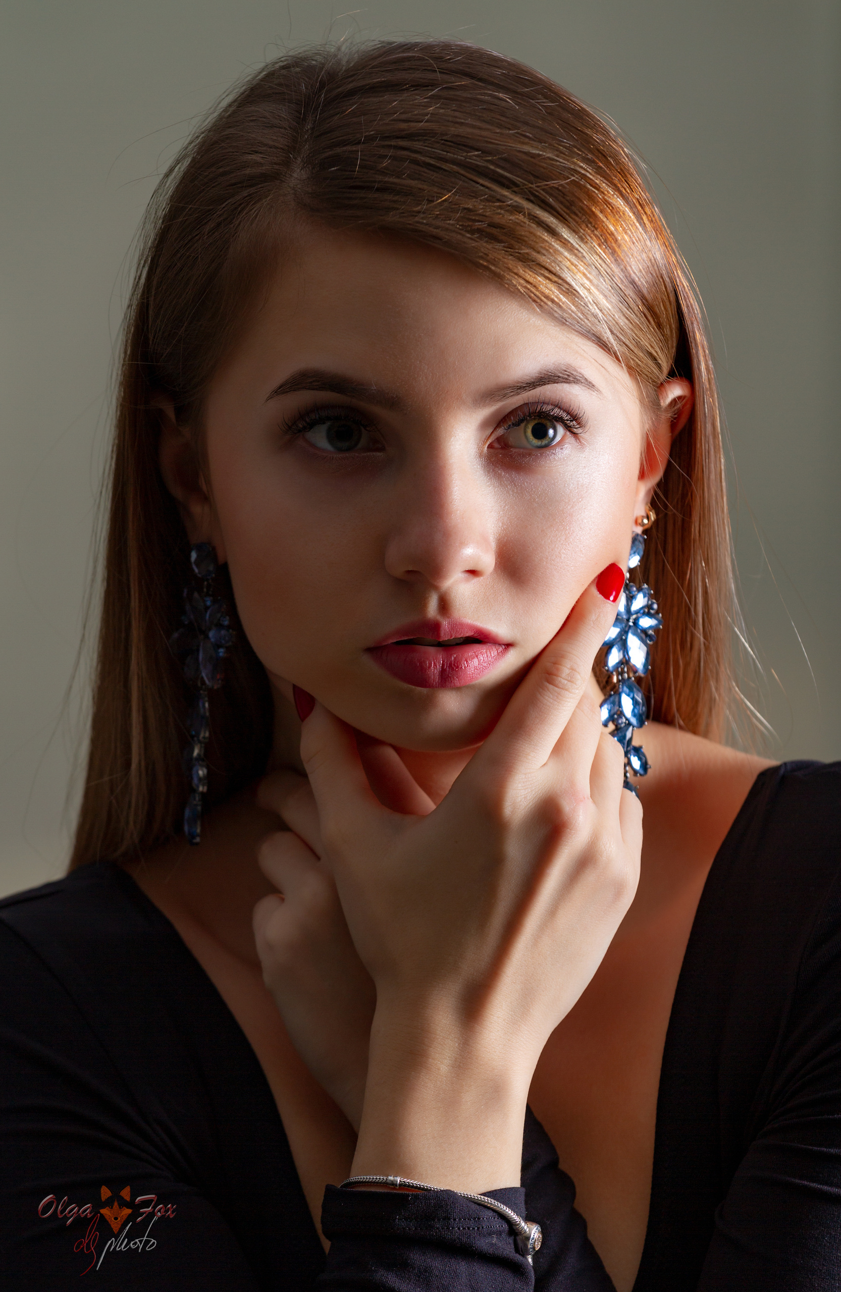 Фотосессия в студии, Афины. Студийная съёмка Афины. Фотограф Дмитрий Шевелёв, Афины.