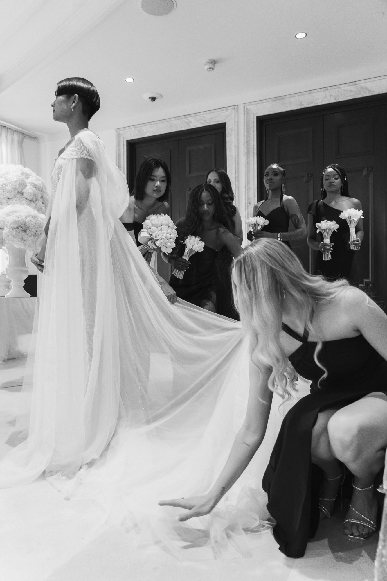 Wedding in famous Four Seasons Hotel, Madrid. Wedding photographer videographer Spain