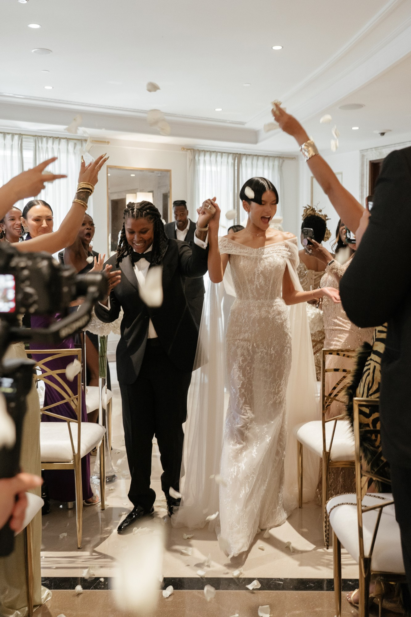 Wedding in famous Four Seasons Hotel, Madrid. Wedding photographer videographer Spain