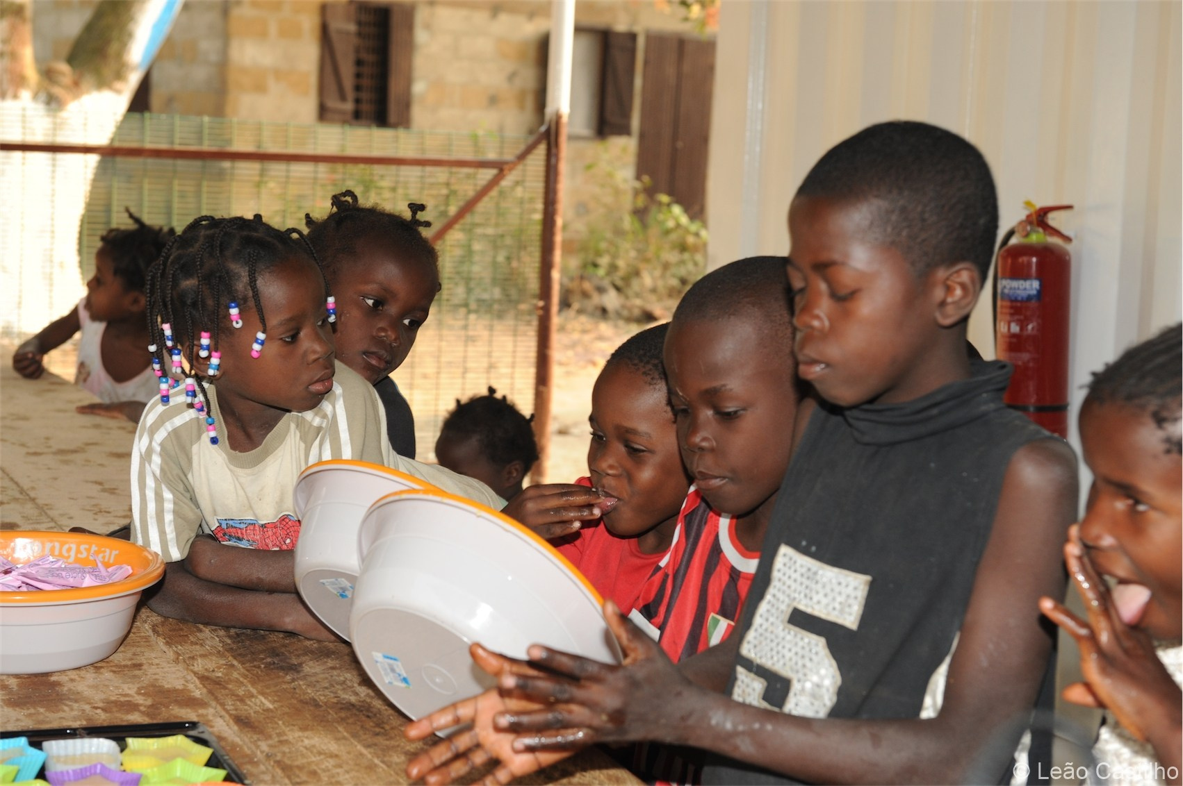 Photos of volunteer work in Congo. Simbahalu