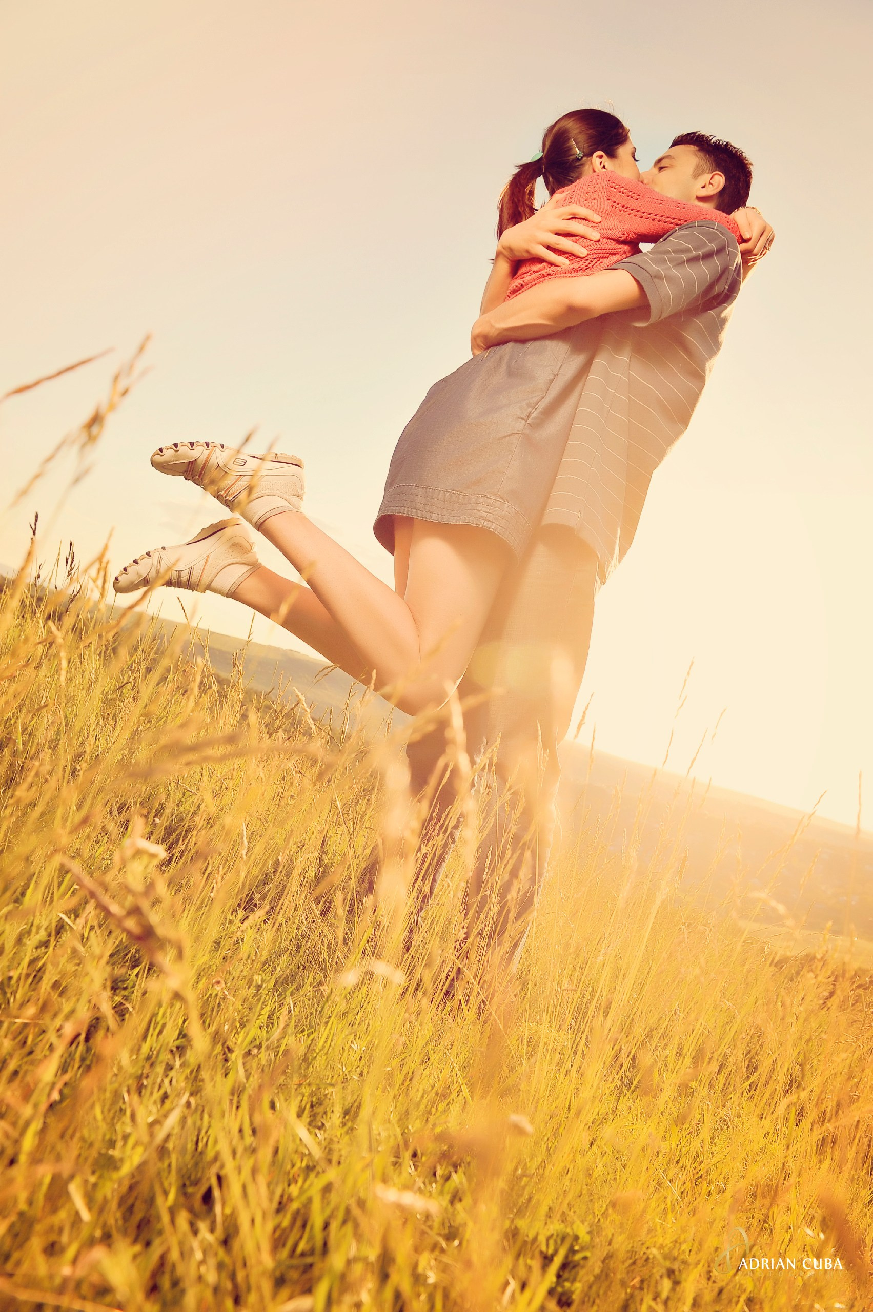 Sedinta foto Save the Date Iasi | Fotografie de logodna realizata de Adrian Cuba