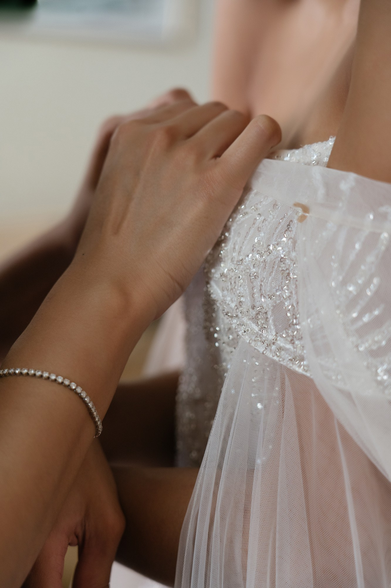 Wedding in famous Four Seasons Hotel, Madrid. Wedding photographer videographer Spain