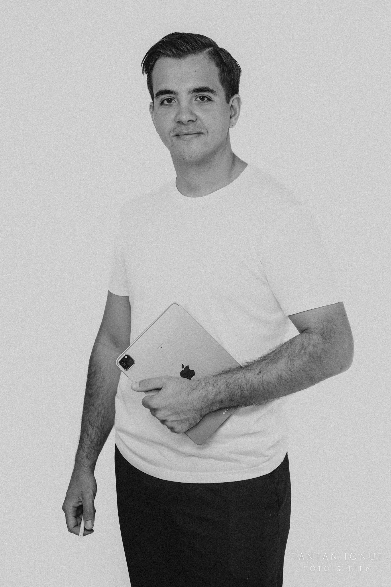 CRISTIAN. TANTAN IONUT FOTO & FILM