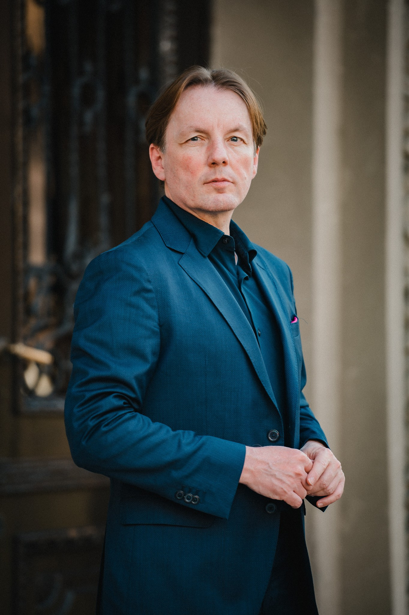 Portretno fotografisanje na lokaciji za sajt, drustvene mreze, licni brend. Bojana Žuža fotograf u Beogradu 📷 Belgrade photographer