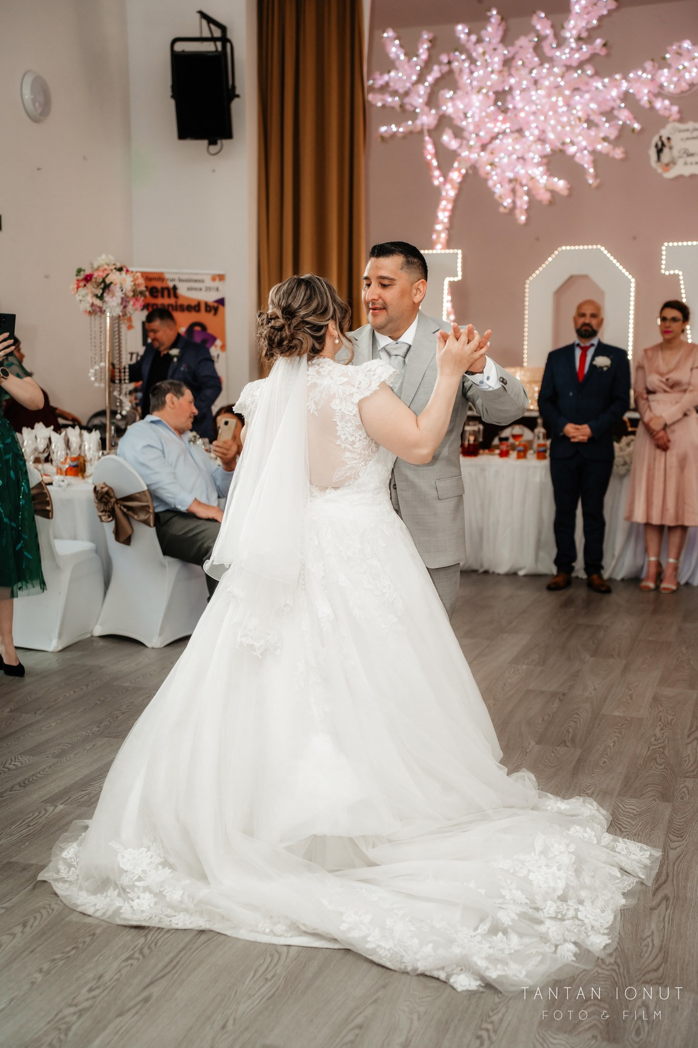 Ioana & Stefan. TANTAN IONUT FOTO & FILM