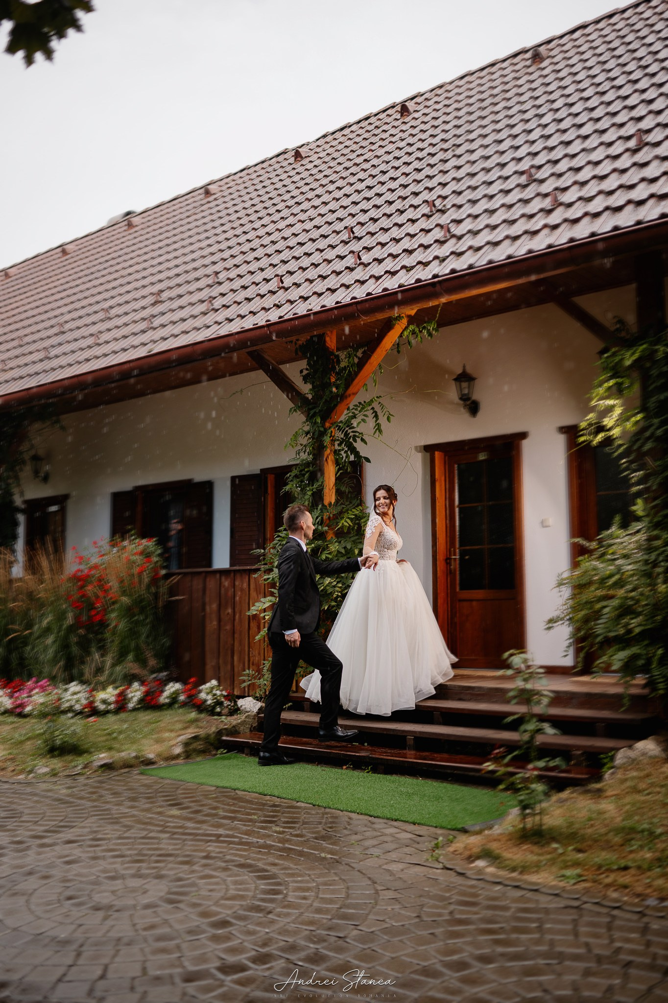 Ramona & Vio. Andrei Stanea