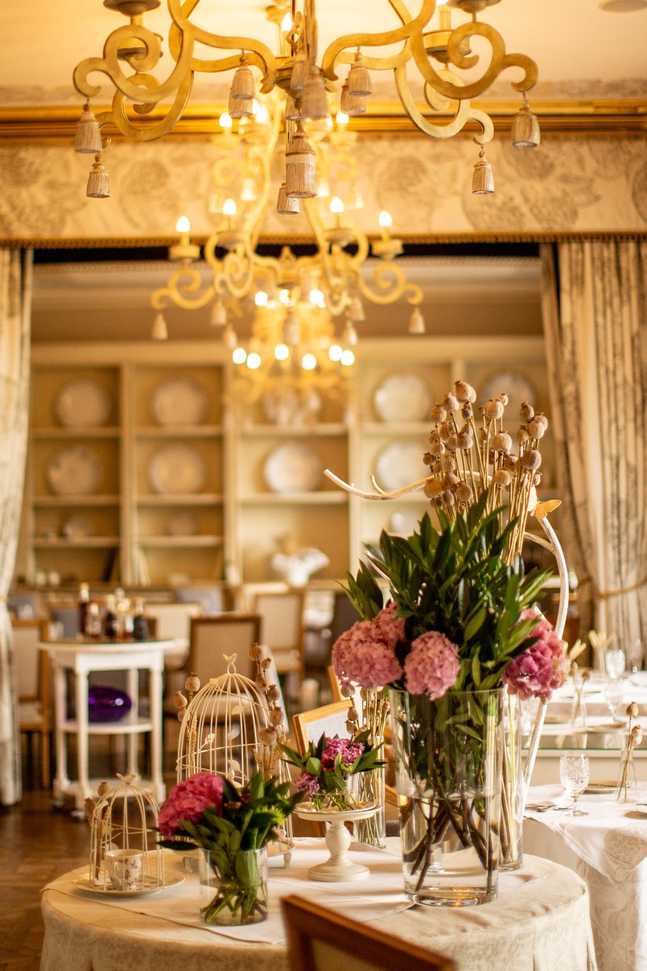 Tight view of Chateau Mcely's main dining hall, highlighting its elegant and stylish interior.