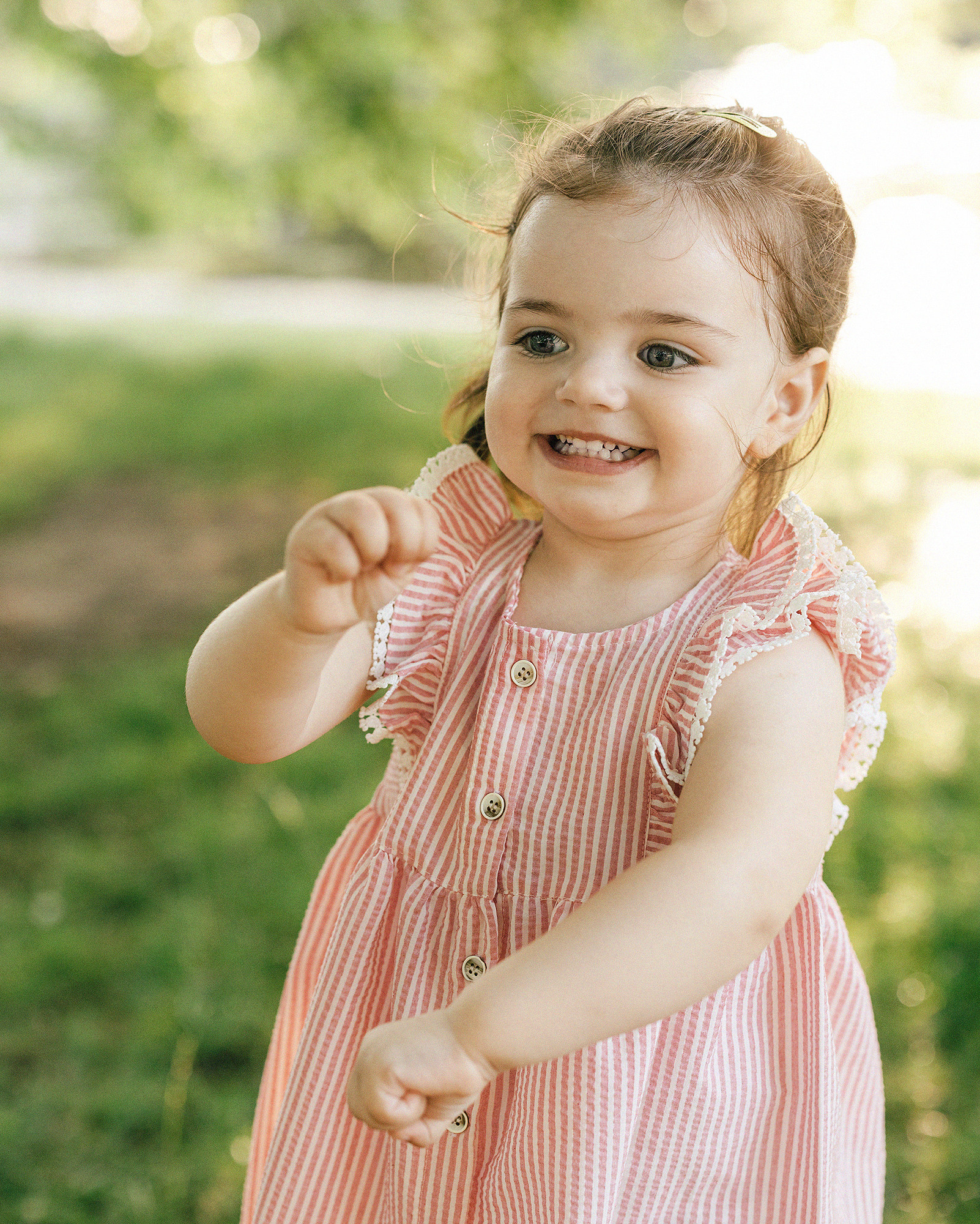 Семья в летнем парке. Прага. Семейный и свадебный фотограф в Праге Наталья Федори