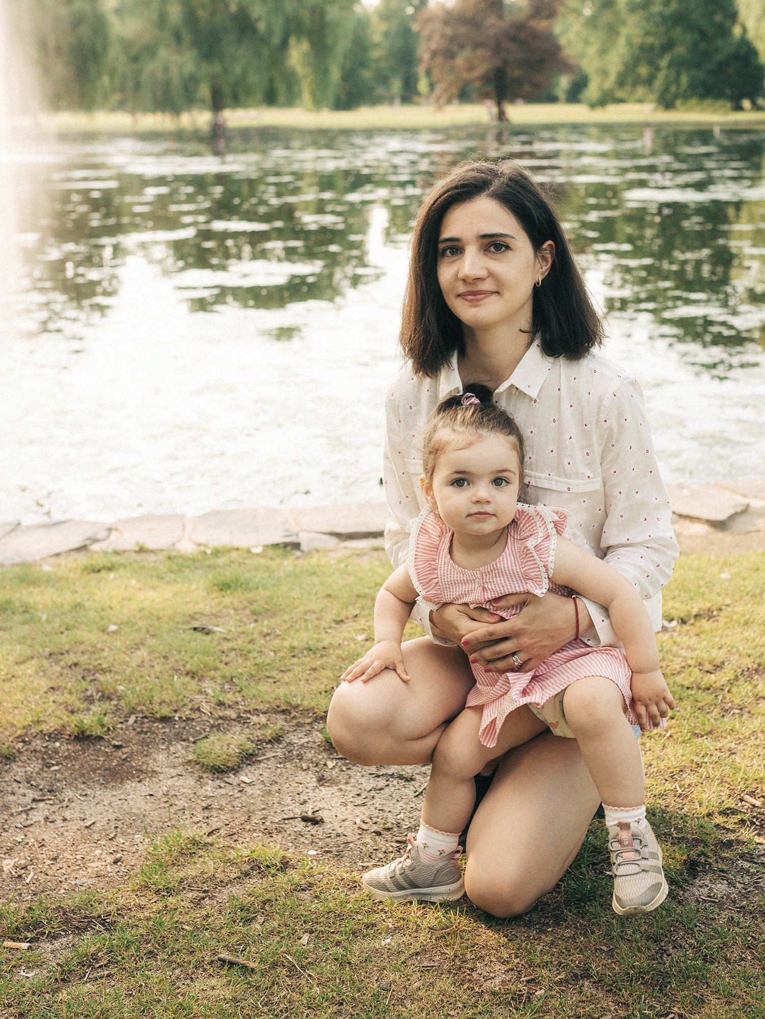 Семья в летнем парке. Прага. Семейный и свадебный фотограф в Праге Наталья Федори