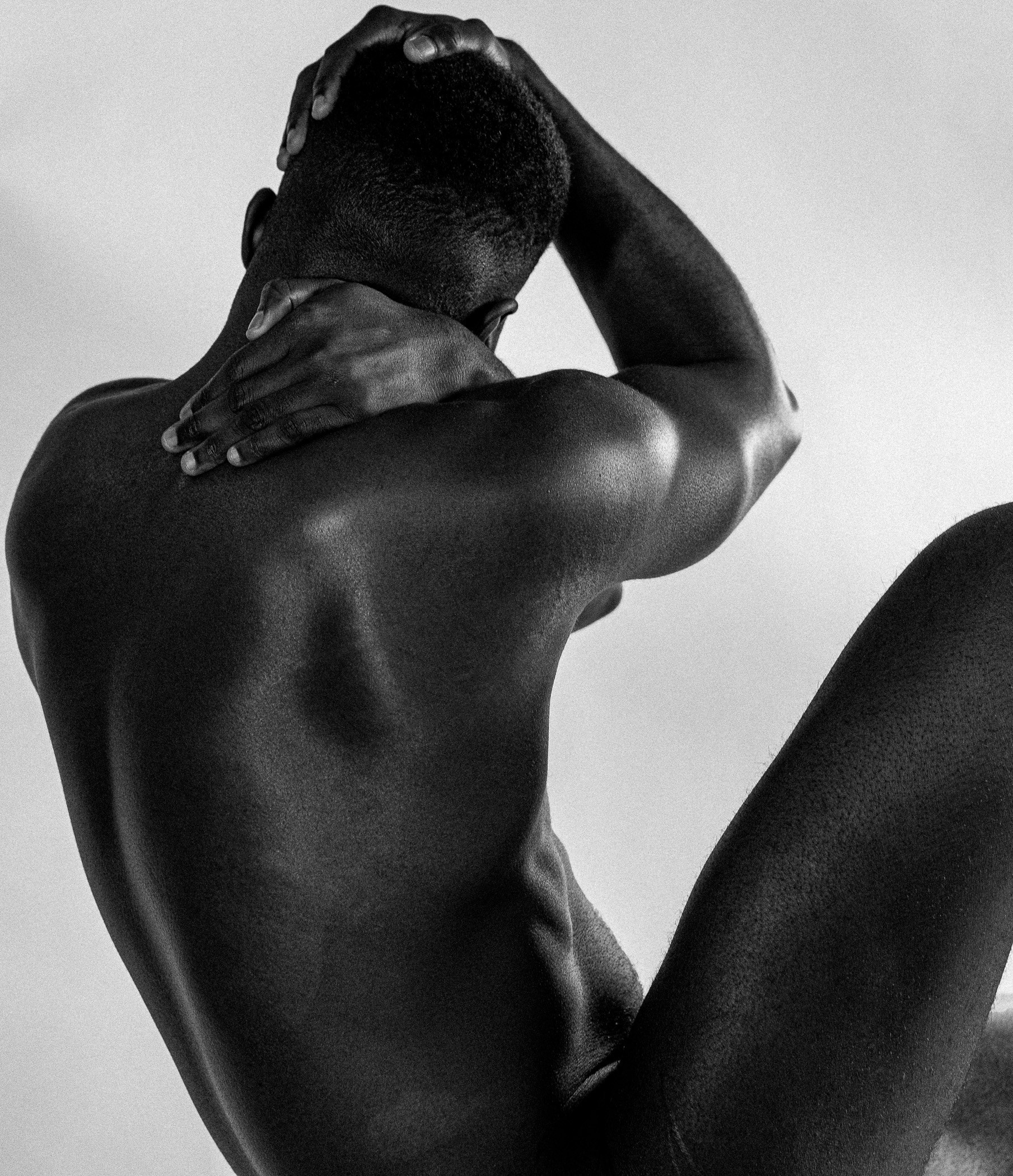 Body as Form — fine art photography by Elli Asker