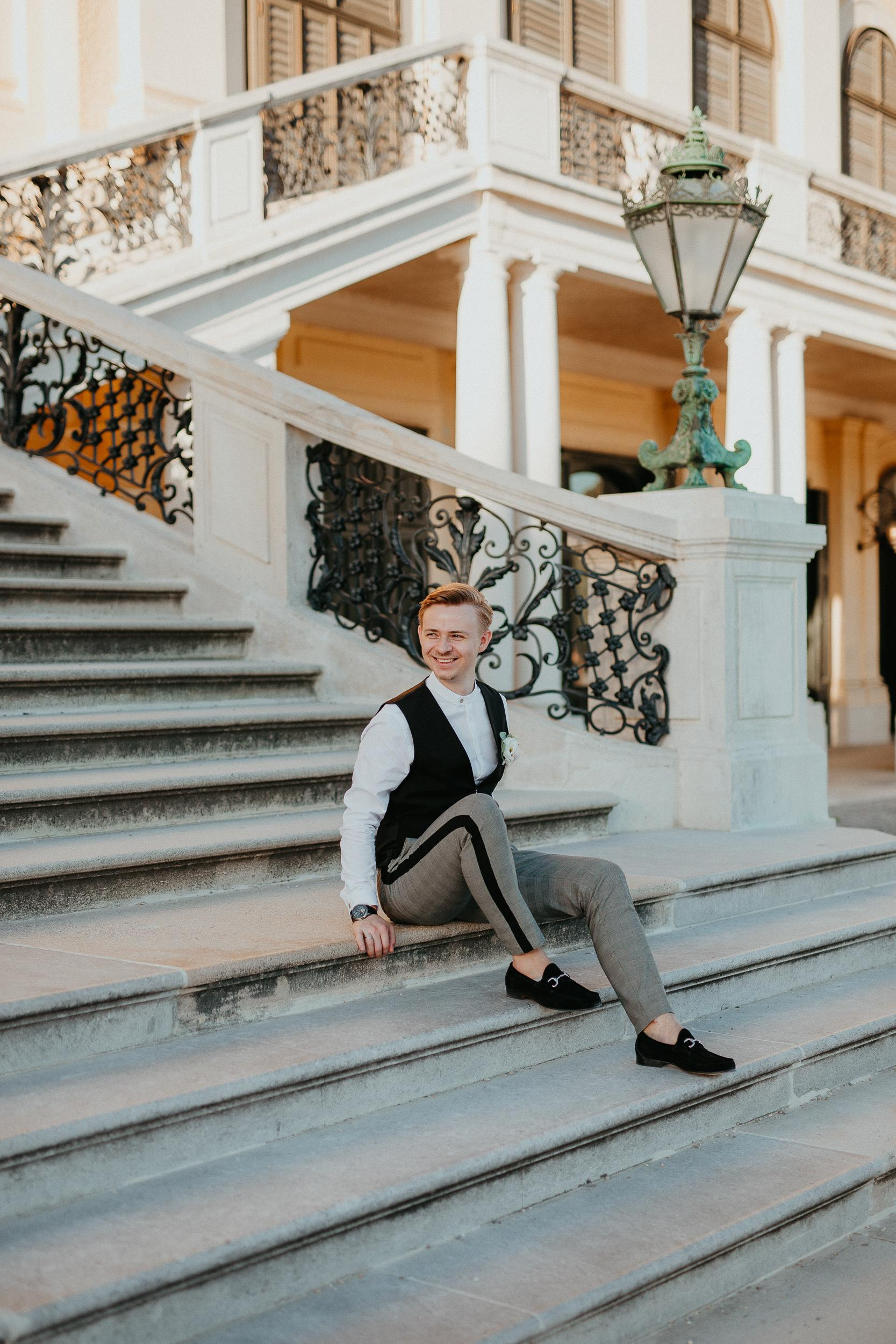 Elopement in Vienna Austria Schönbrunn palace. Iceland elopement photo and video | Nikolaichik Photo