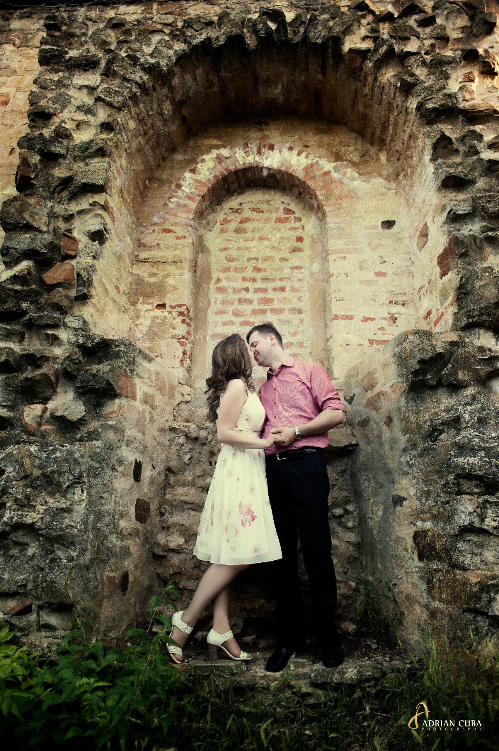 Sedinta foto Save the Date Iasi | Fotografie de logodna realizata de Adrian Cuba