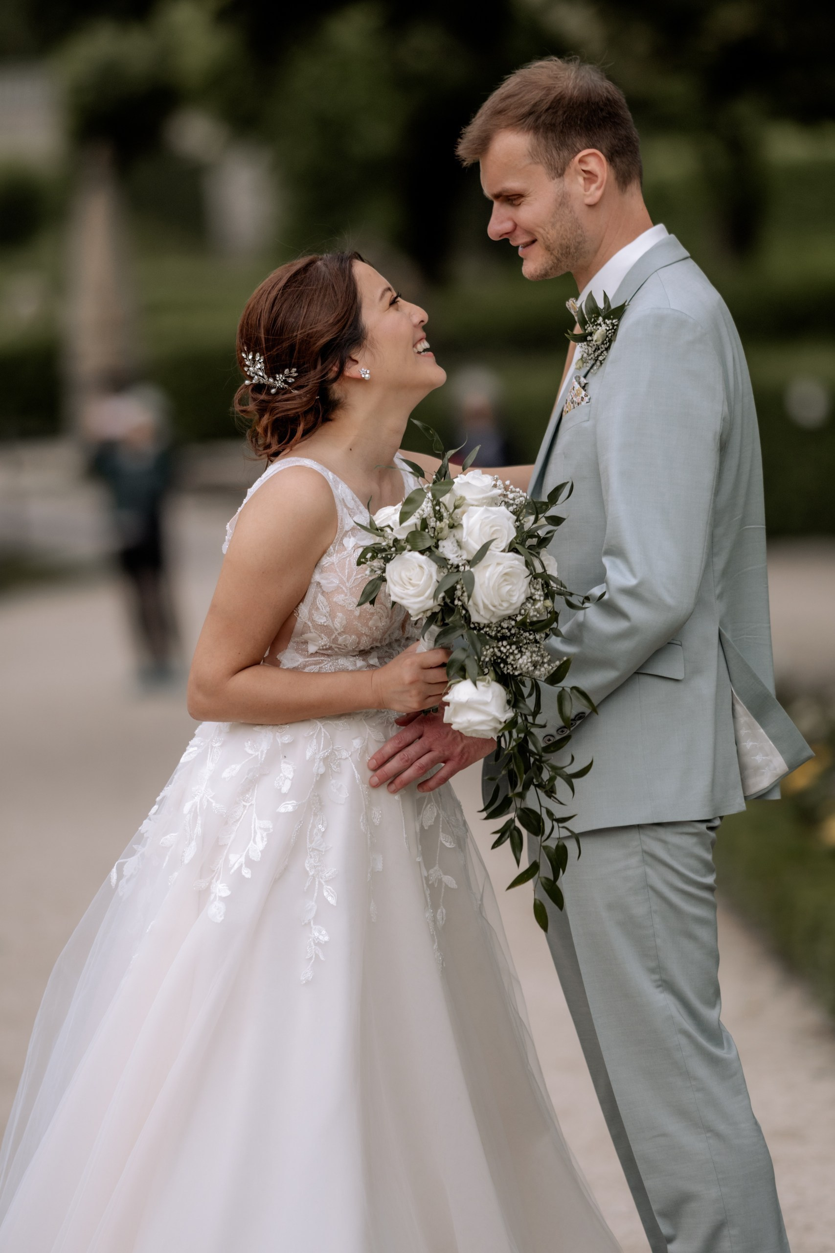 Chom & Kevin | Romantische Hochzeitsbilder in Würzburg – Hochzeitsfotografin Anna Saribekyan. Anna Saribekyan – Beste Hochzeitsfotografin in Würzburg, Top 10 in Deutschland