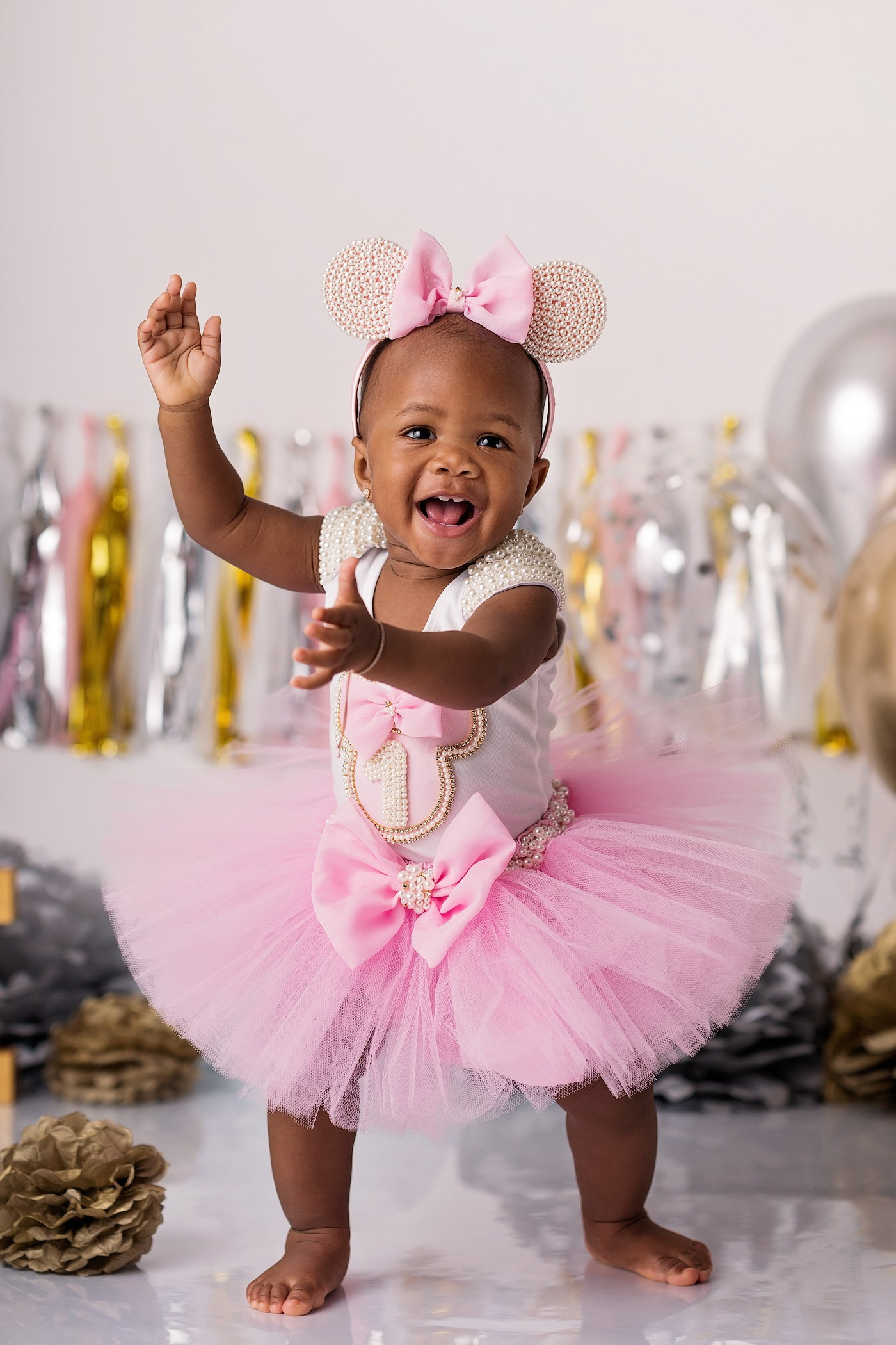 Cake smash session price guide. Newborn and family photographer. Hills District. Sydney
