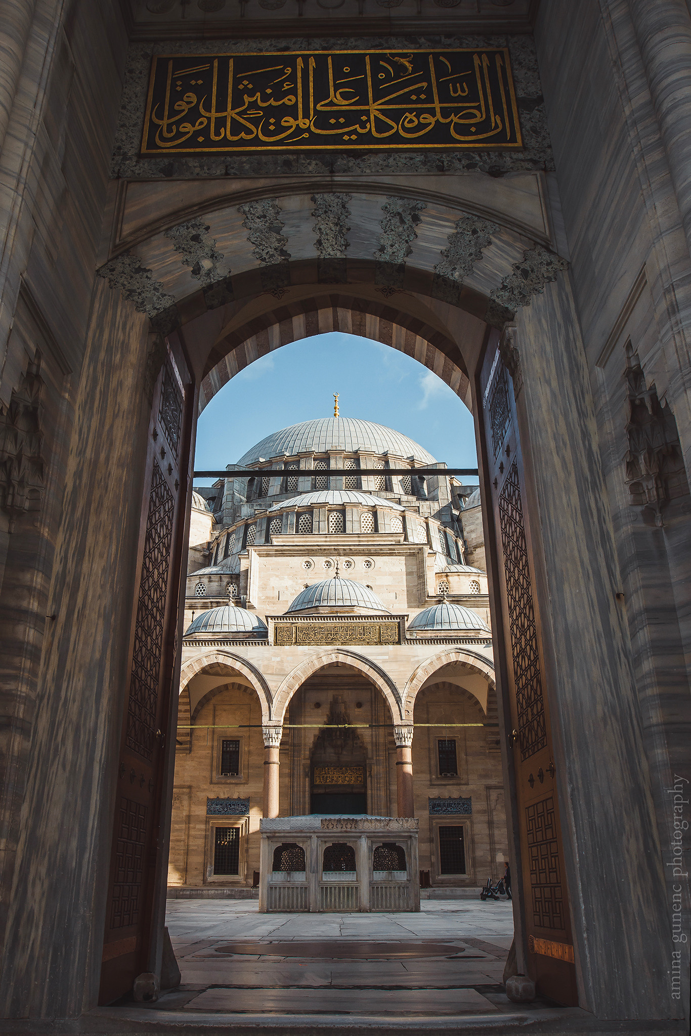 ISTANBUL. A TASTE OF THE CITY 2. Amina Gunenc - bruiloft- en familie fotograaf in Nederland