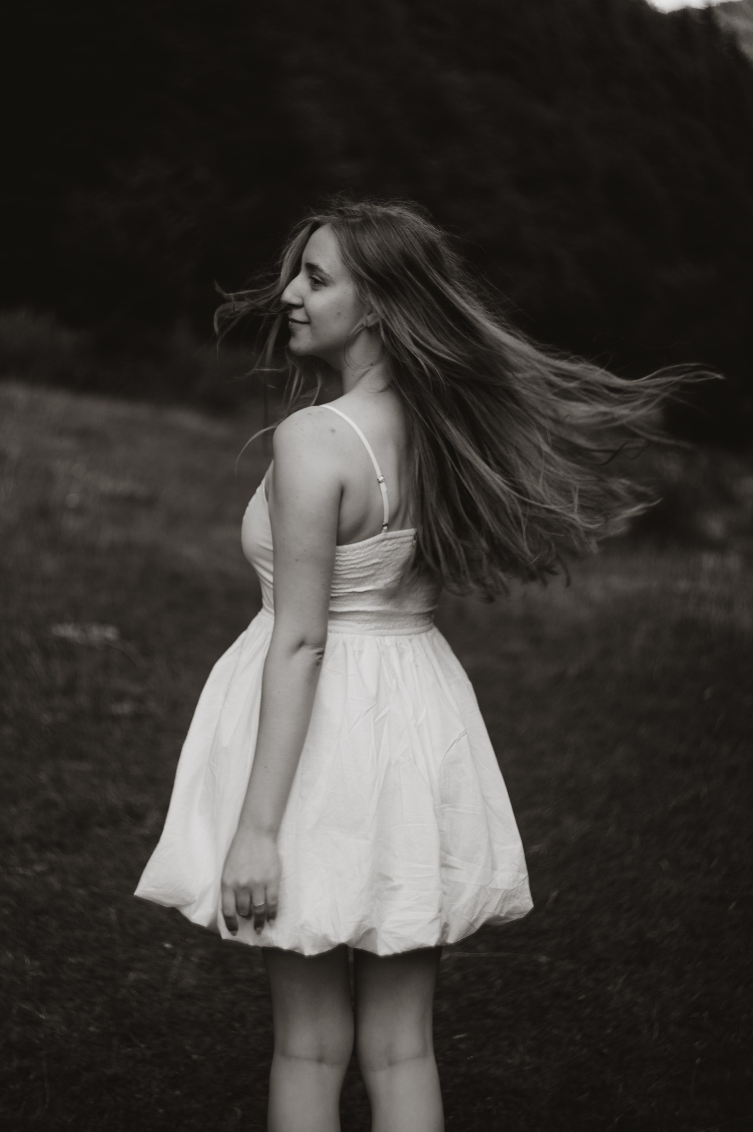 Contact. Minimalistart