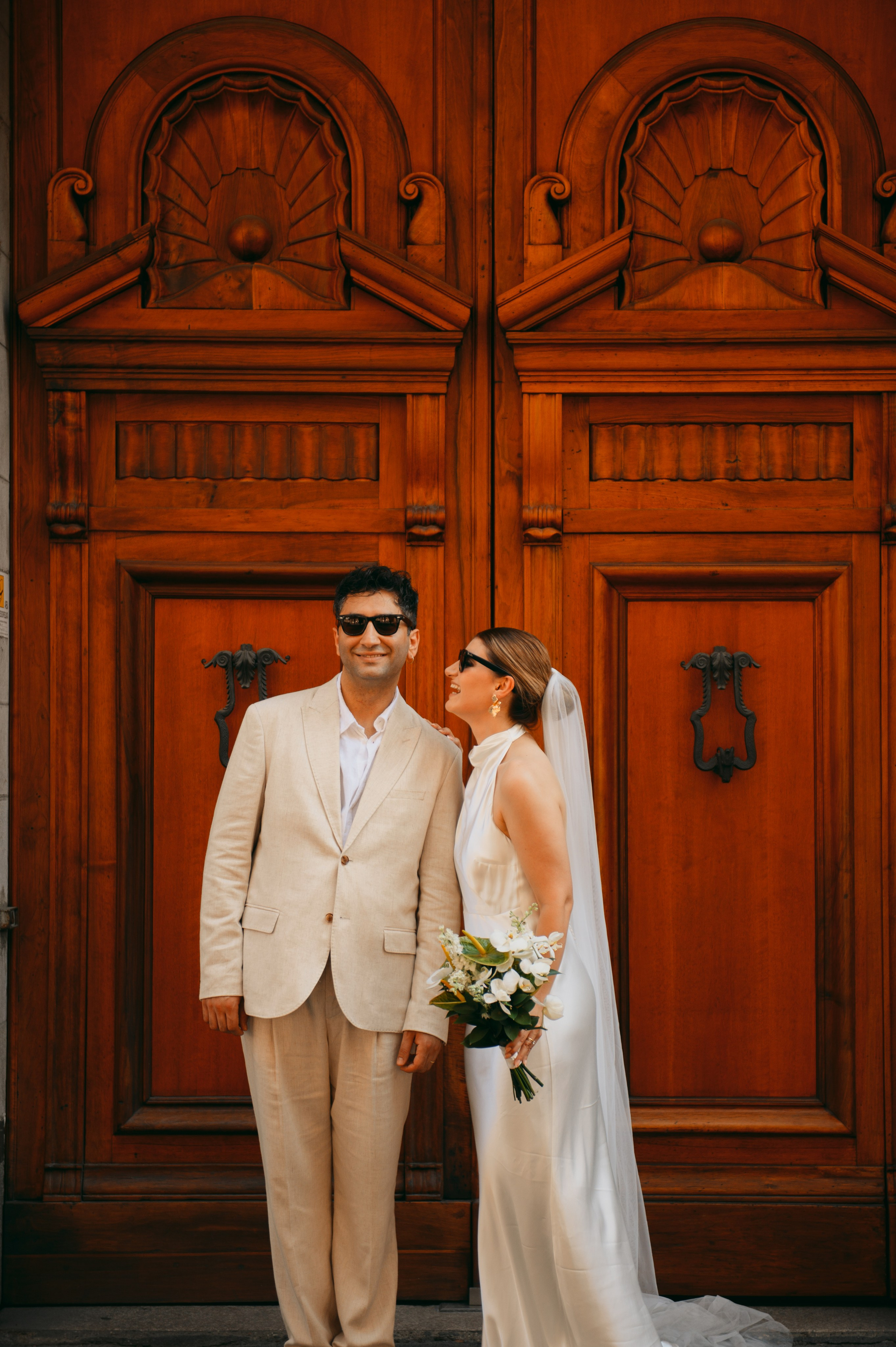 Wedding photosession. A romantic photoshooting along the street of Milan. Premarital photoshooting. Engagement. Best photographer in Milan