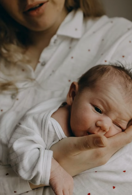 Baby and family photographer in Berlin Vera S