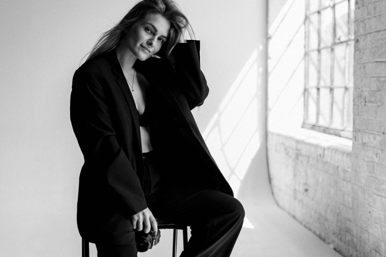 AlinaLazurko.uk | Professional portrait photographer