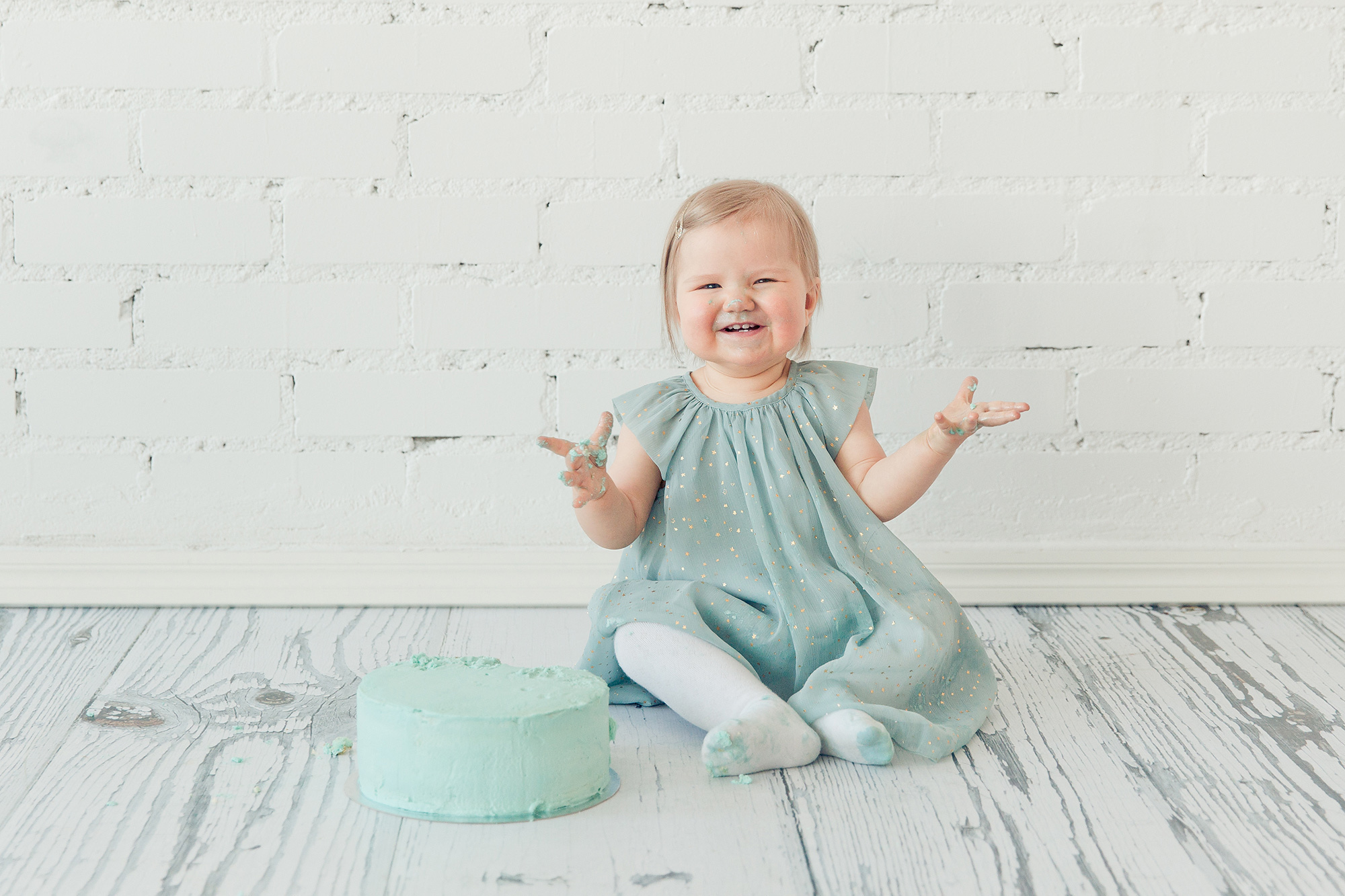 Smash the Cake – Yksivuotiskuvaus ja tuhottu kakku