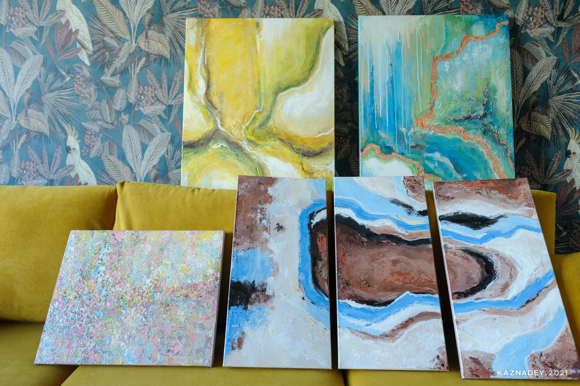 Photo shoot of artist Kate Shi