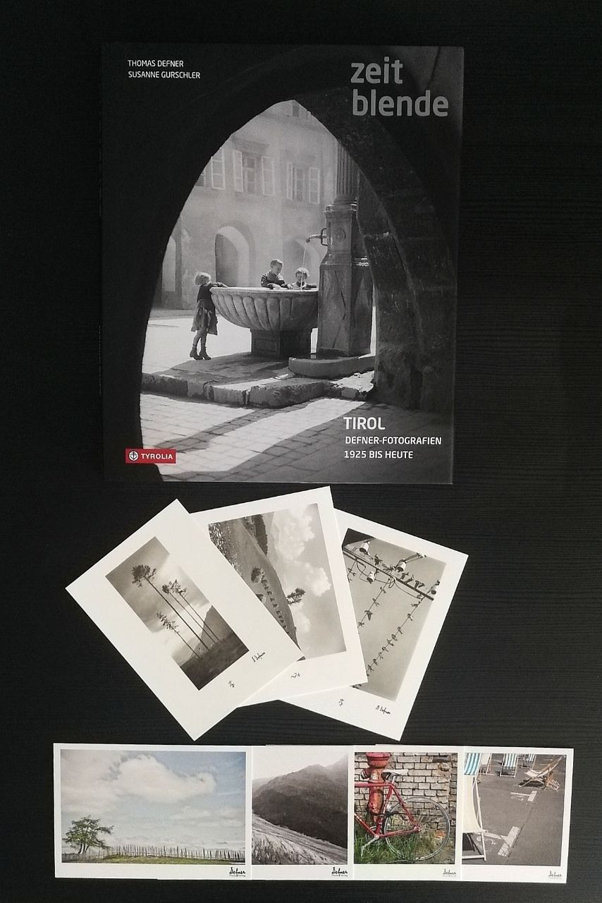 Vintage-Postkarte: Sonnenblumen von Defner. Fotografin, Sammlerin von Vintage-Postkarten und Schöpferin von Geschichten an der Schnittstelle zwischen Vergangenheit und Persönlichem. Ir