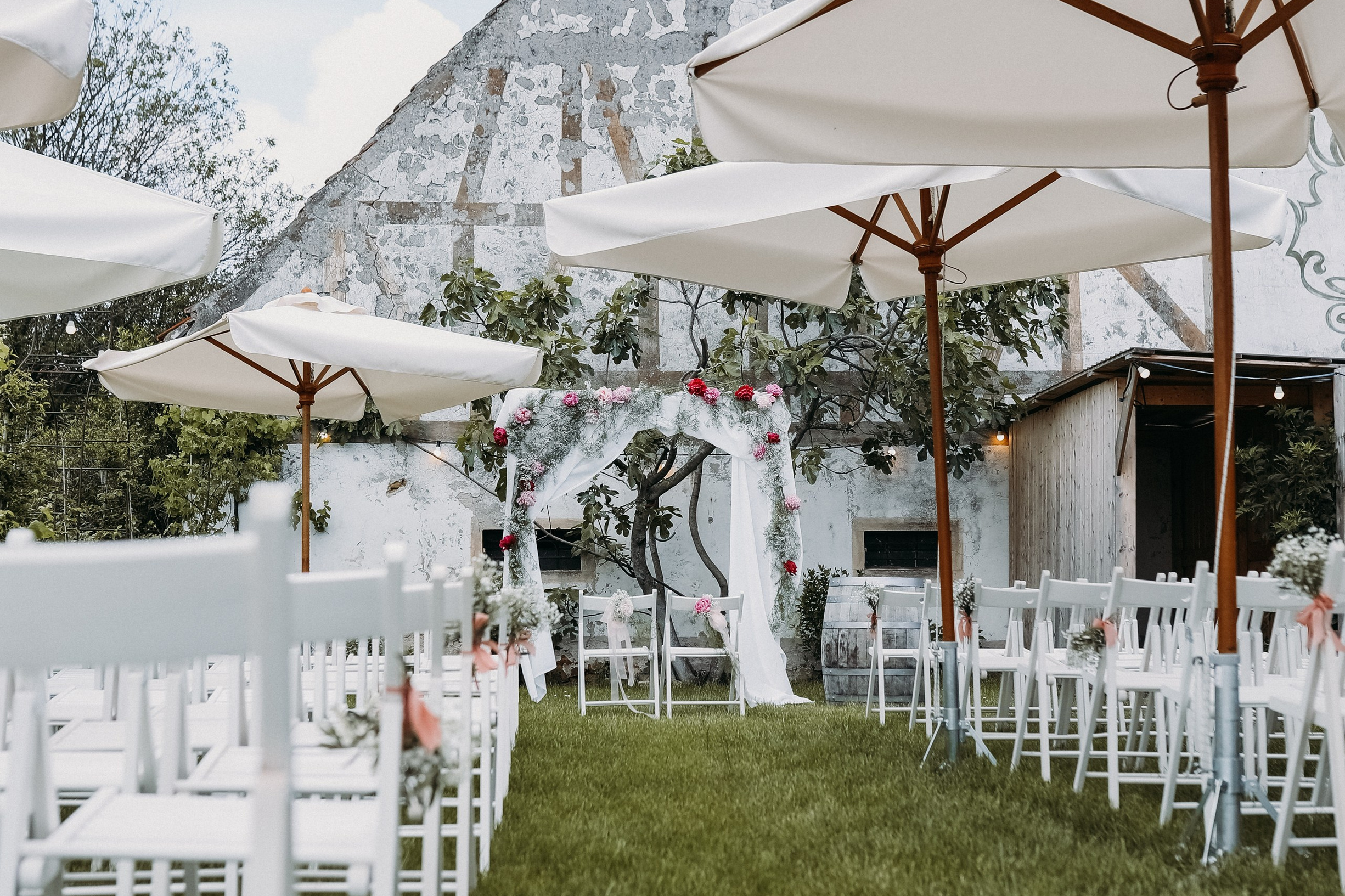 HOCHZEIT IN WEINHAUS MOTZENBÄCKER. Hochzeitsfotograf und Familienfotograf in Neustadt an der Weinstraße, Haßloch, Ludwigshafen, Speyer und Landau - Ekaterina Seoud