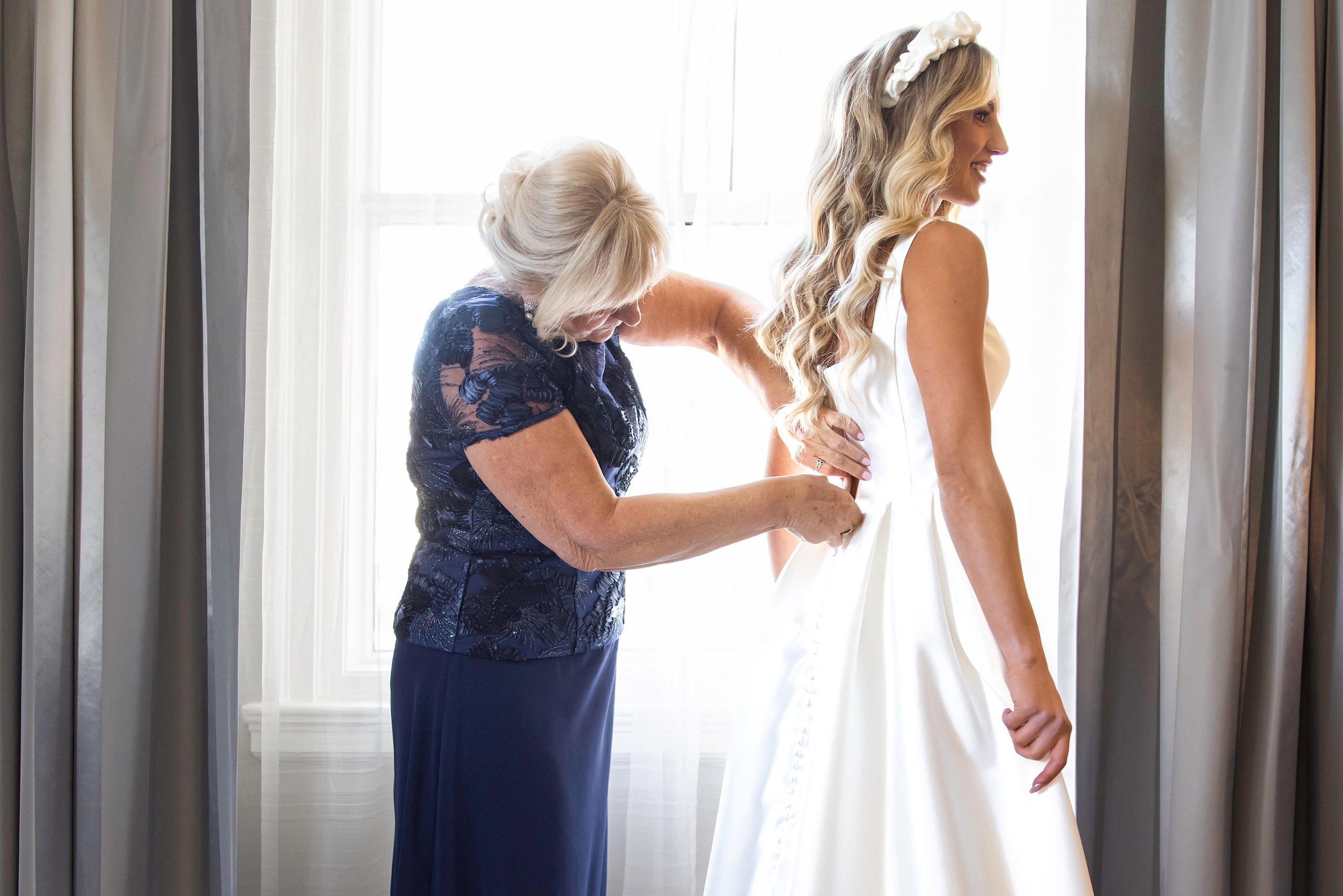 Wedding at The Hotel Saskatchewan. Wedding photography and videography in Regina, Saskatchewan