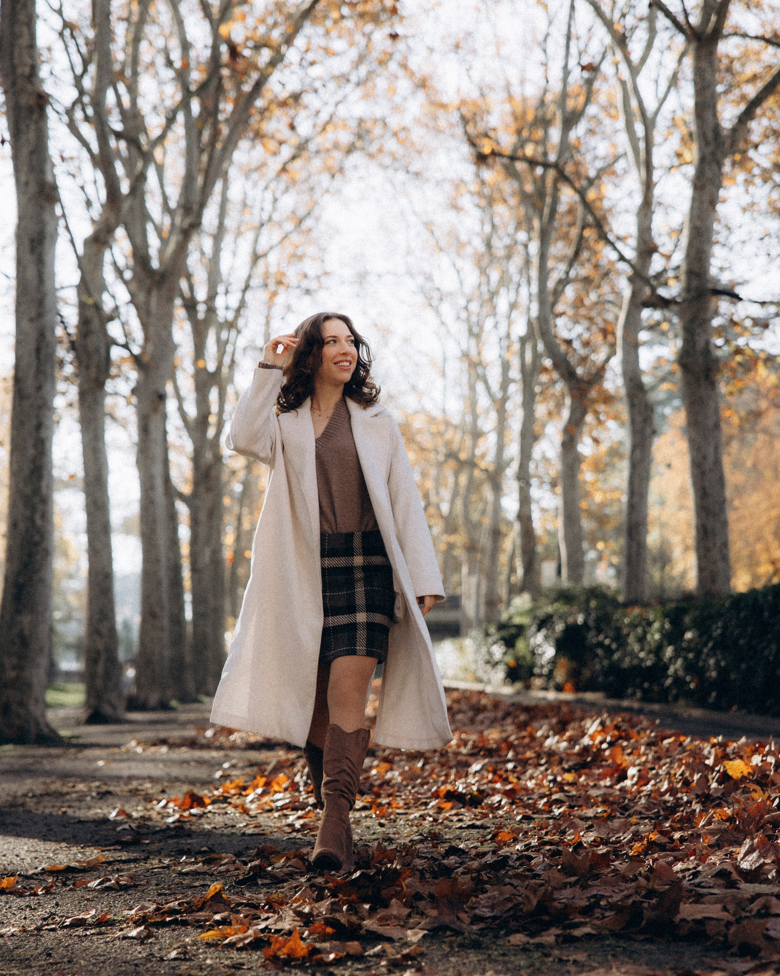 Autumn photoshoot for Elizaveta in Toulouse. Eugénie Smirnova — your photographer in Toulouse and southwest France