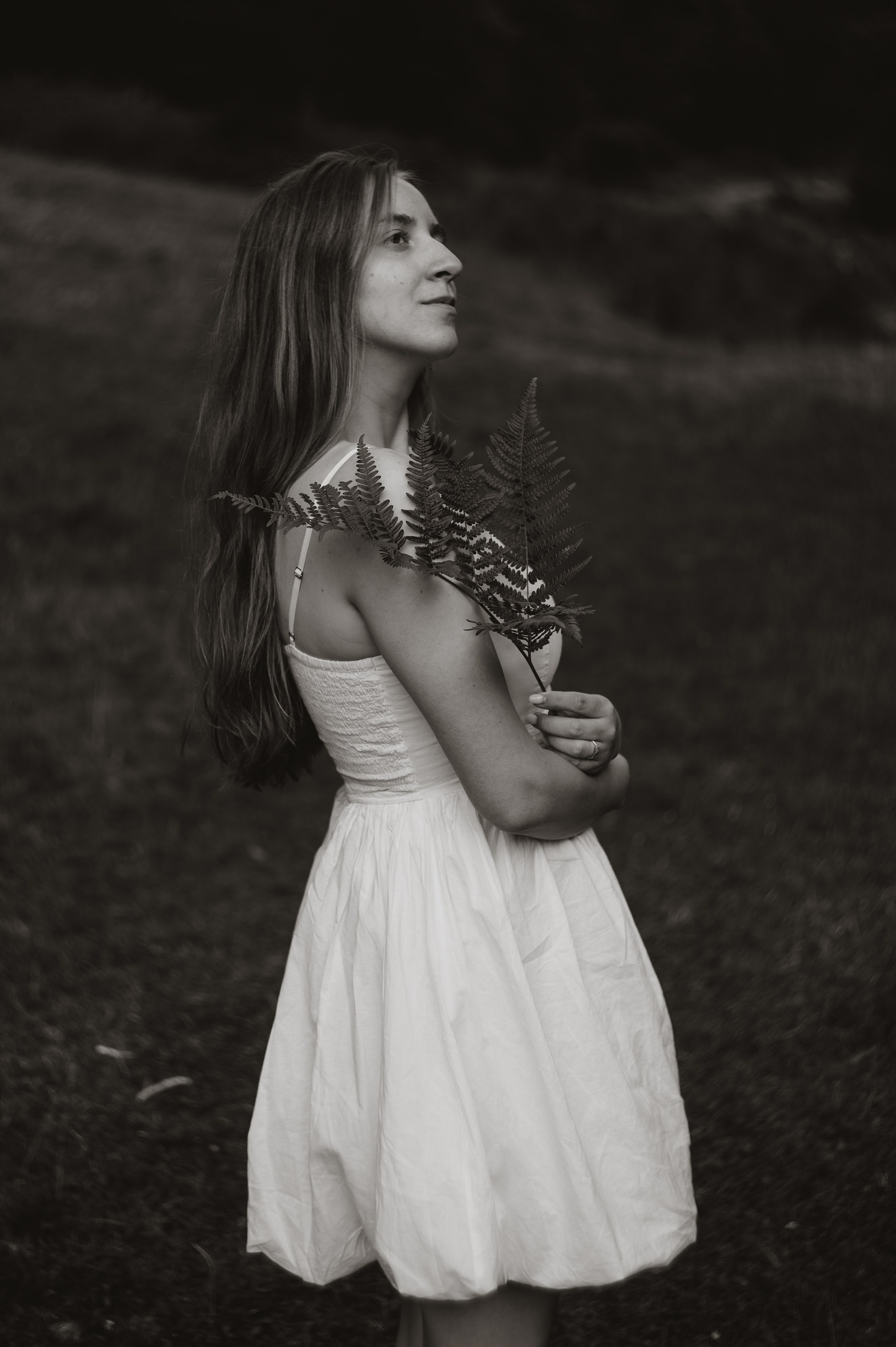 Contact. Minimalistart