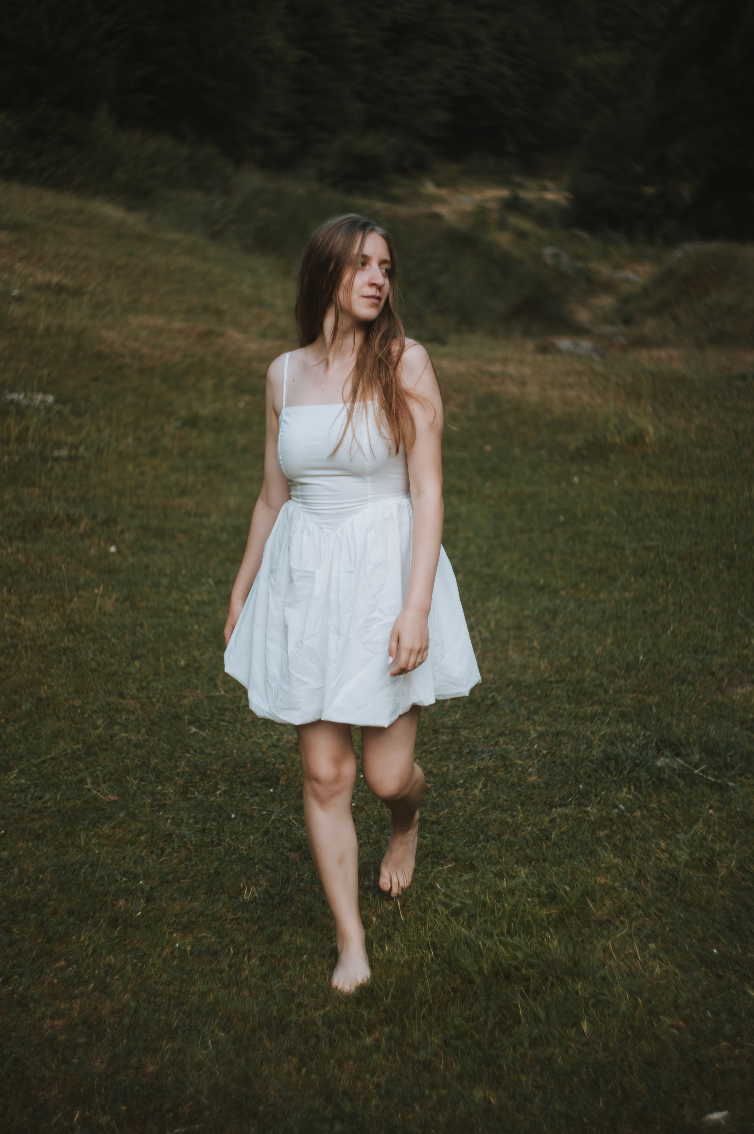 Contact. Minimalistart