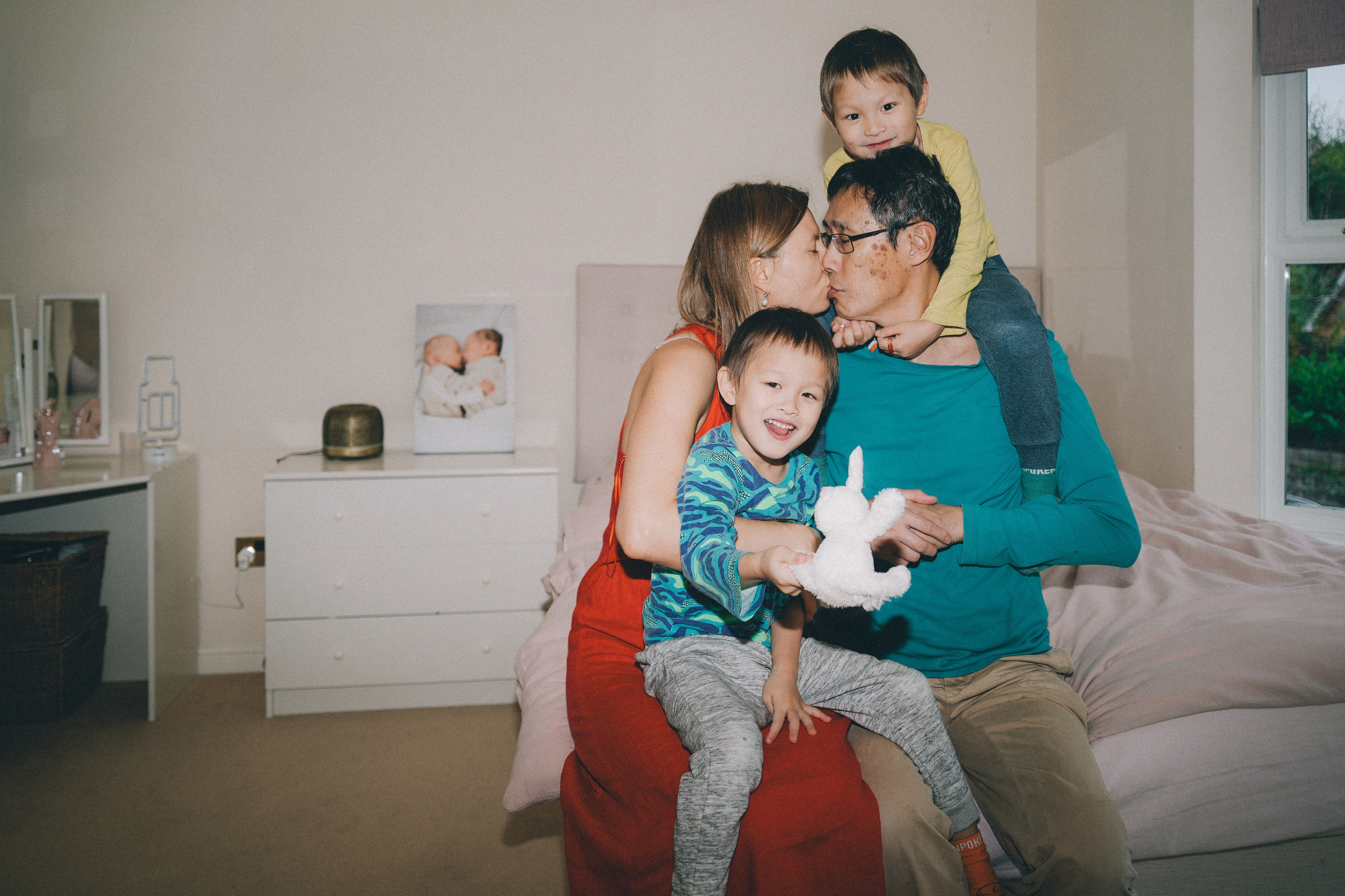 CV & ART. Creative Family, Brand, Boudoir and Wedding Photographer in Solihull & Birmingham Irina Zoteeva