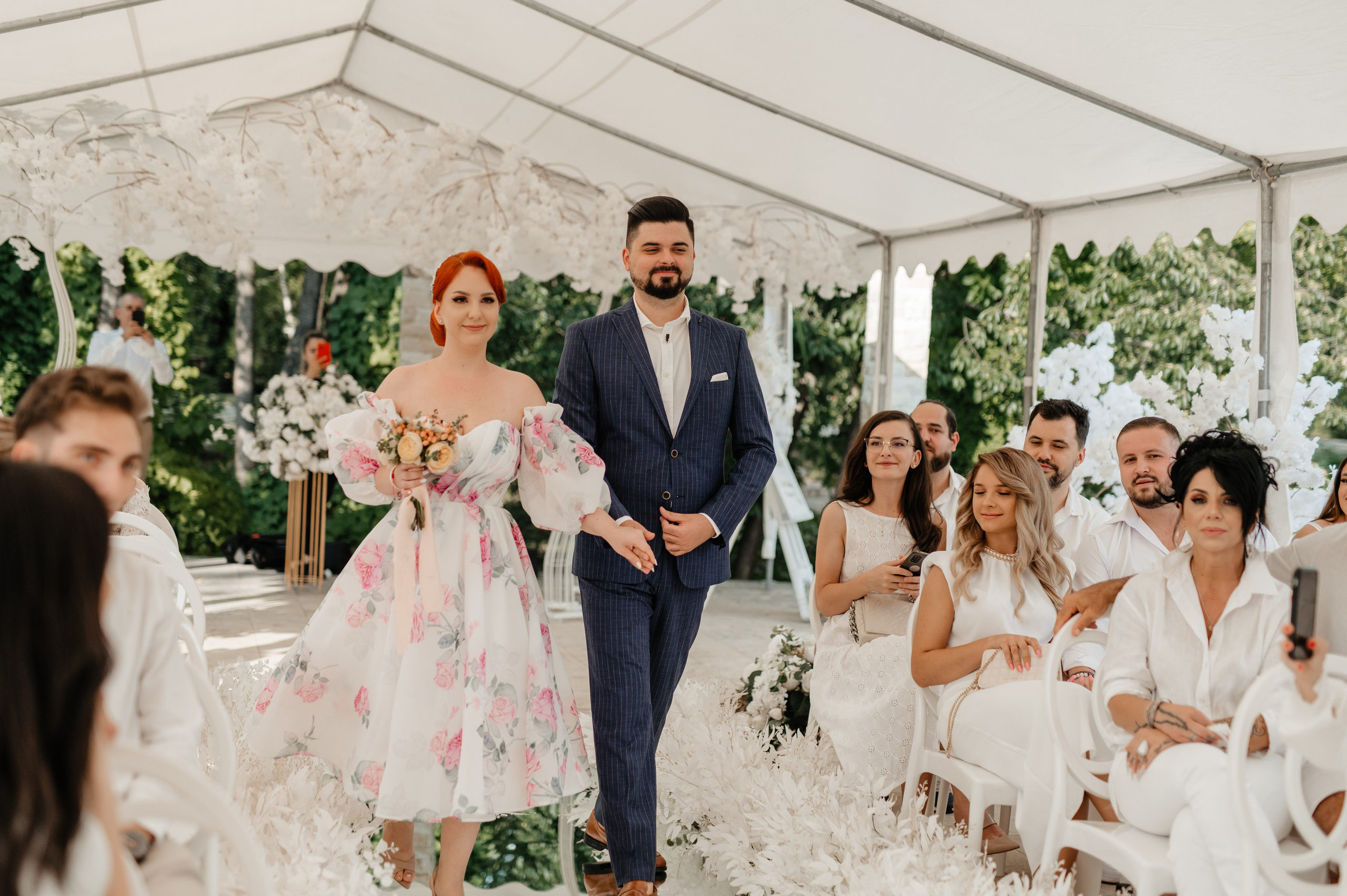 Cununie civila in aer liber VS Cununie civila in interior. Proud Vision Weddings | Wedding Photography & Film — Servicii profesionale Foto Video Nunta Iasi