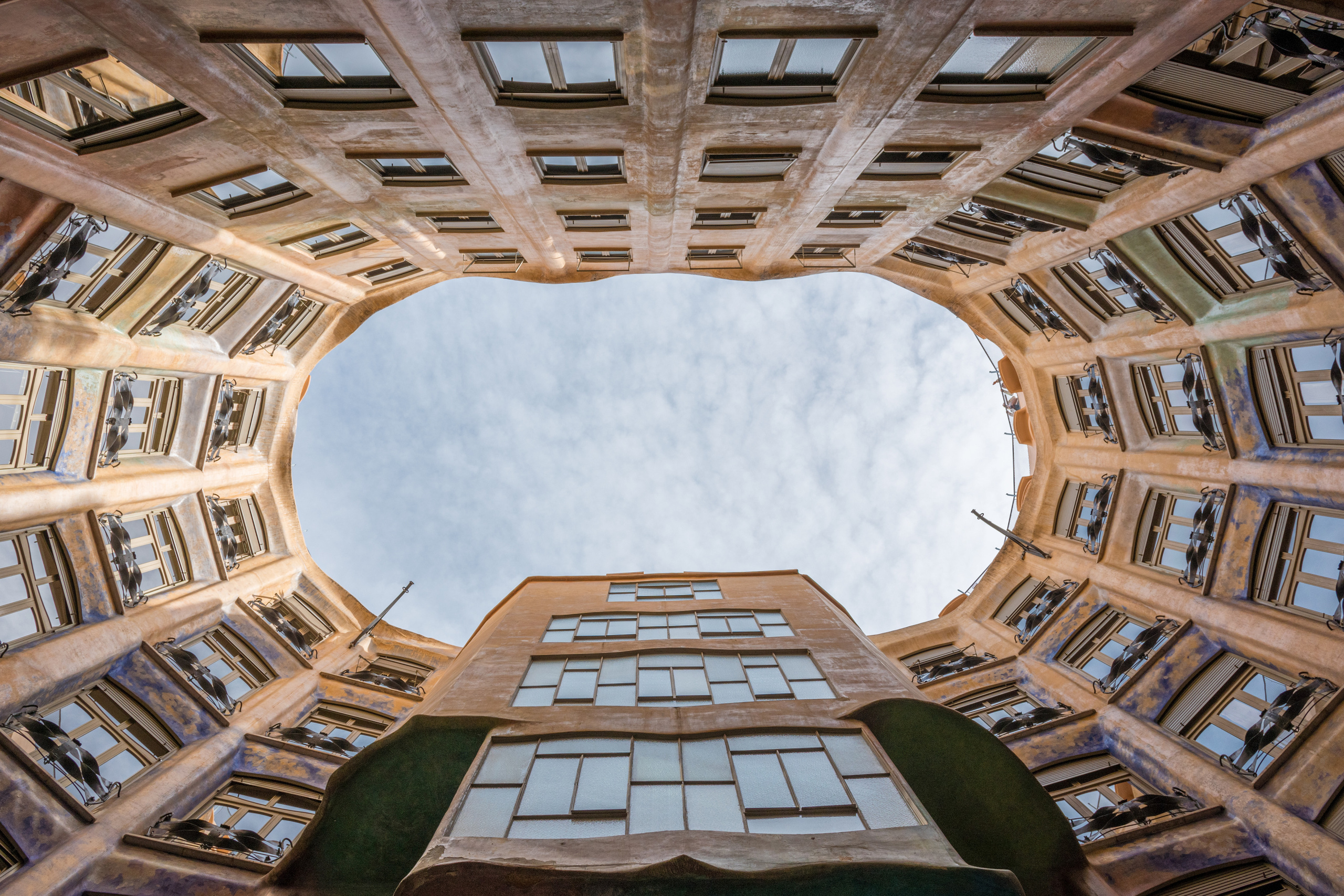 Путешествие в Барселону. Фотограф Крит | Портретный Фотограф | Evgenios Paopano