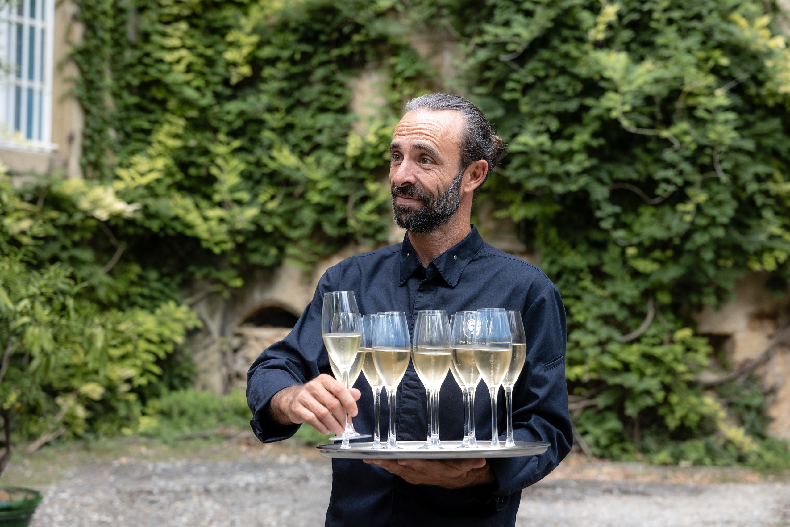 Liliana & Michel — an intimate musical wedding at Château La Commanderie, Plaigne. Евгения Смирнова — фотограф в Тулузе и юго-западной Франции
