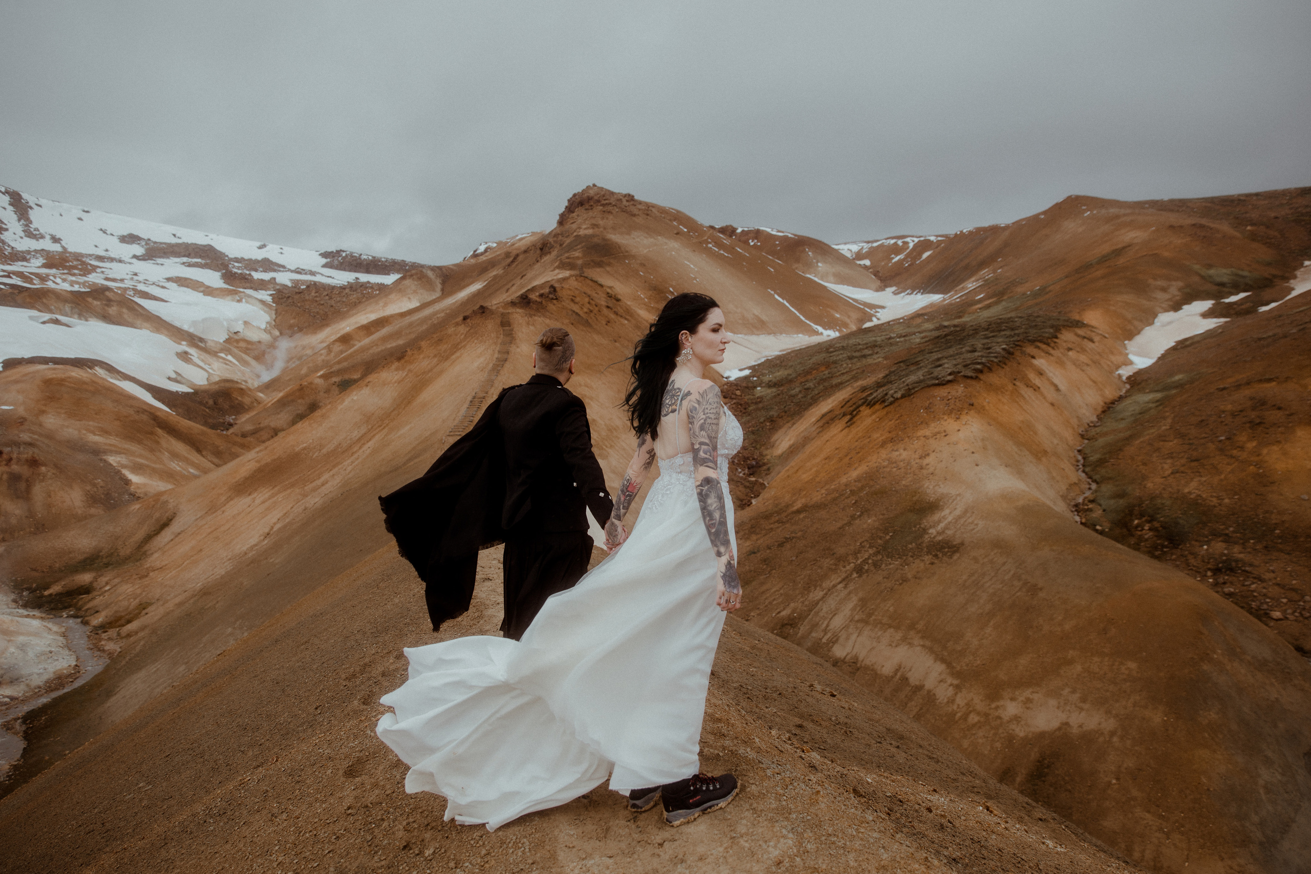 elope in Iceland