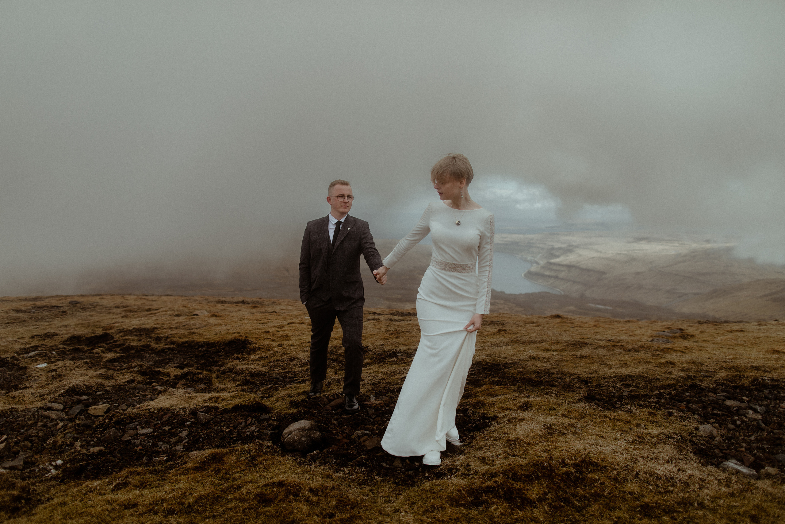 wedding photos in Yoda cave in Iceland