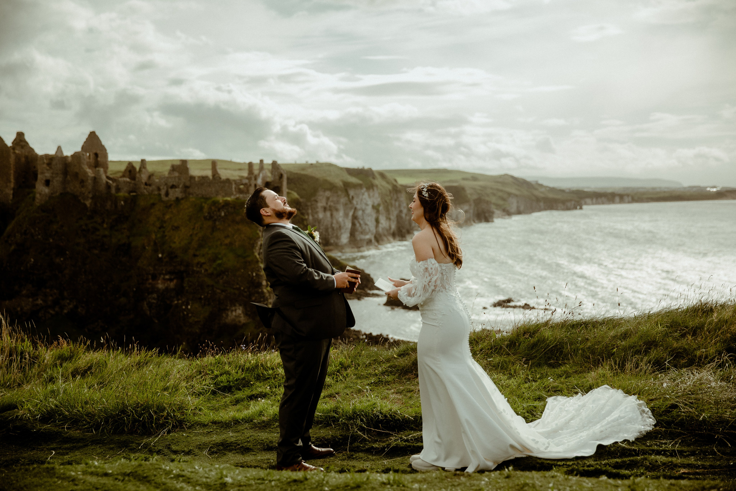 Ireland Elopement Photographer. Iceland elopement photo and video | Nikolaichik Photo